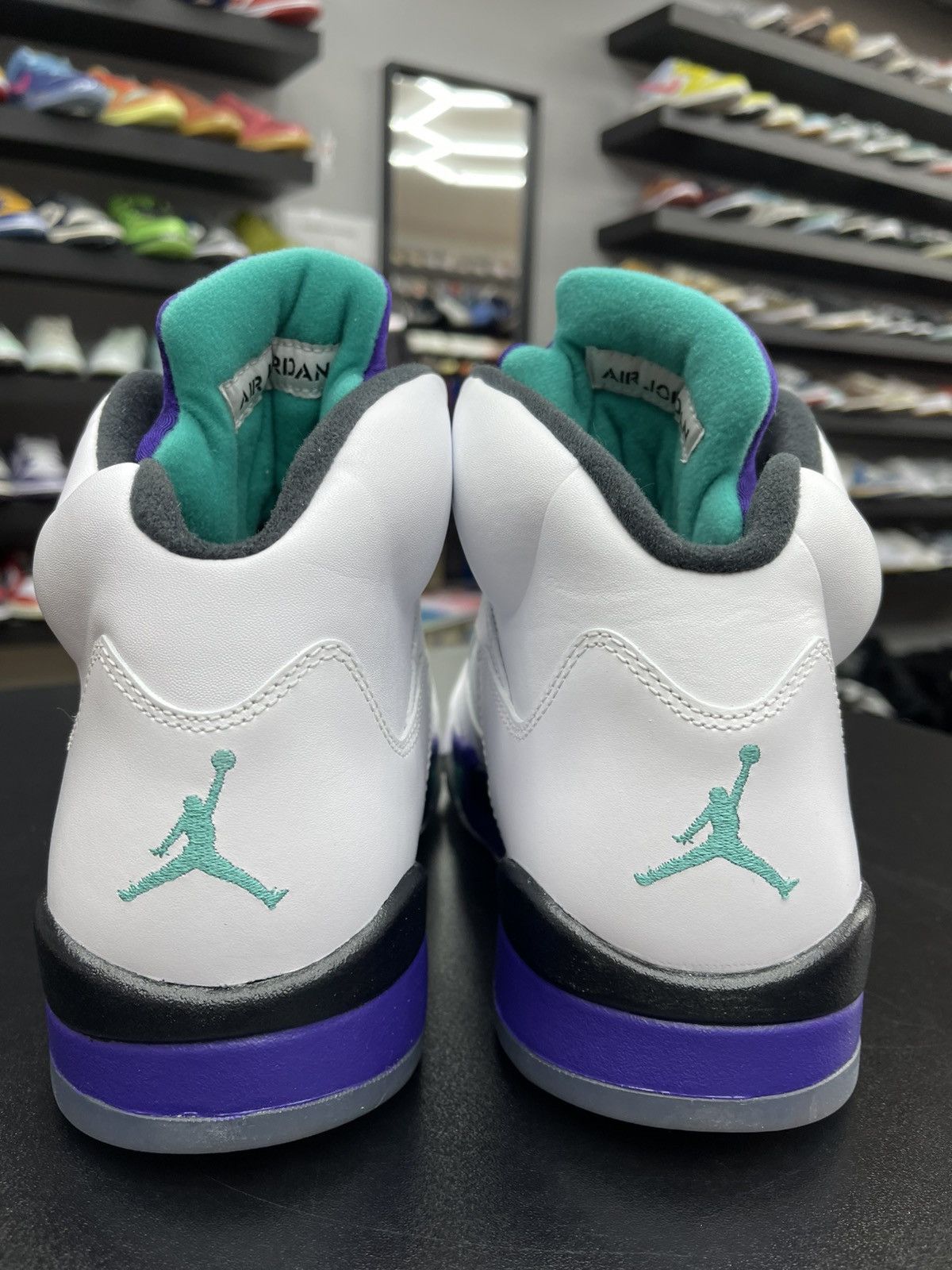 Jordan Brand Size 10 - Jordan 5 Grape “2013” Size US 10 / EU 43 - 4 Thumbnail