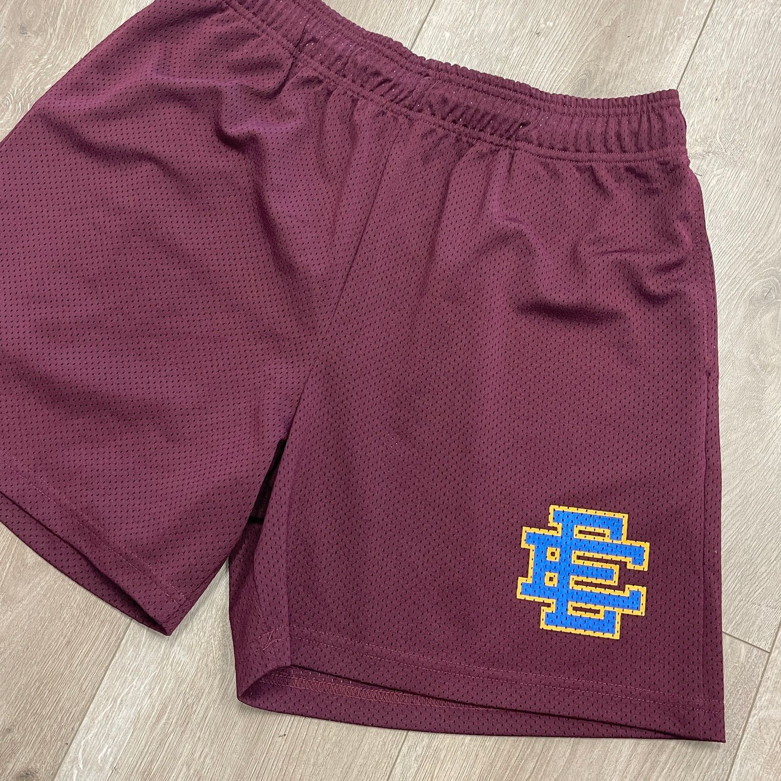 Eric Emanuel FW20 Eric Emanuel EE Basic/Core Short Maroon/Yellow/Royal XL Size US 32 / EU 48 - 5 Thumbnail