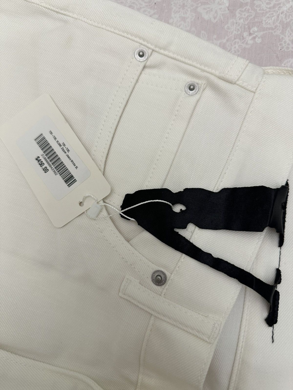 Vlone Vlone zipper denim jeans white. Brand new with tags XL/38 Size US 38 / EU 54 - 5 Thumbnail