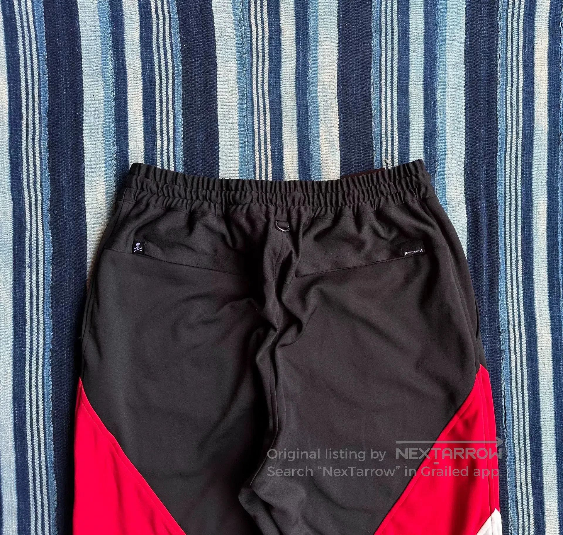 Mastermind Japan Thom Browne Classic Waffle Knit Joggers for Men. Size US 34 / EU 50 - 4 Thumbnail