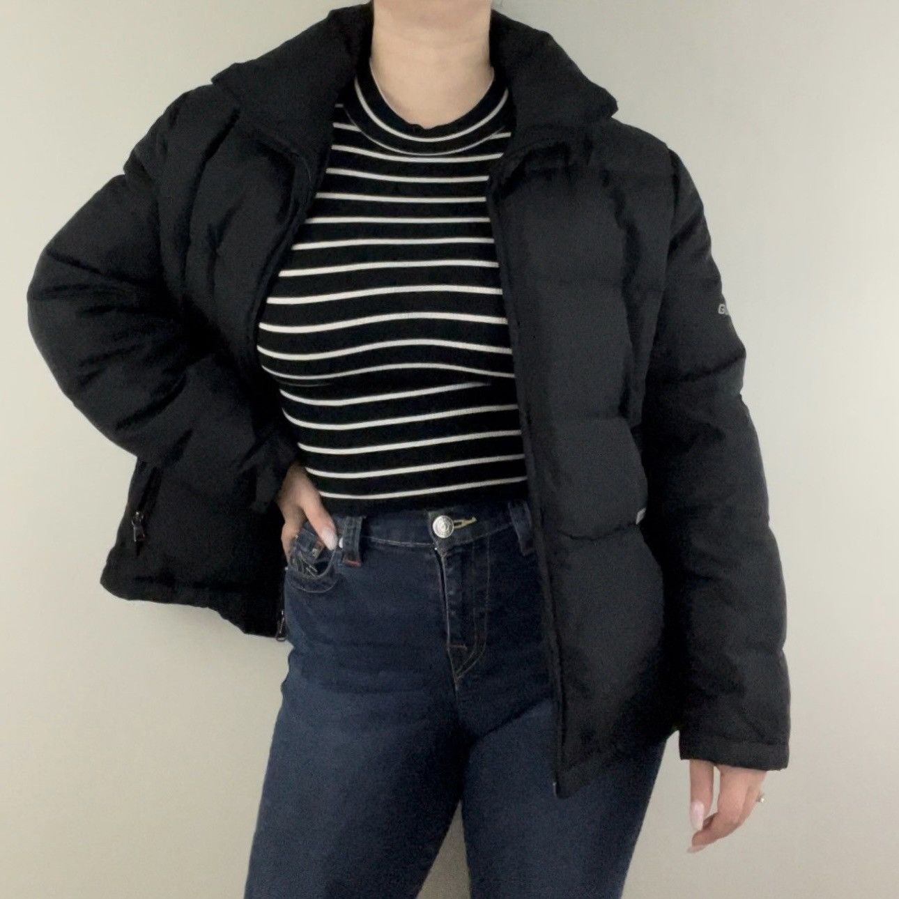 Guess GUESS Vintage Y2K Black Down Puffer Winter Jacket Size XL / US 12-14 / IT 48-50 - 1 Thumbnail