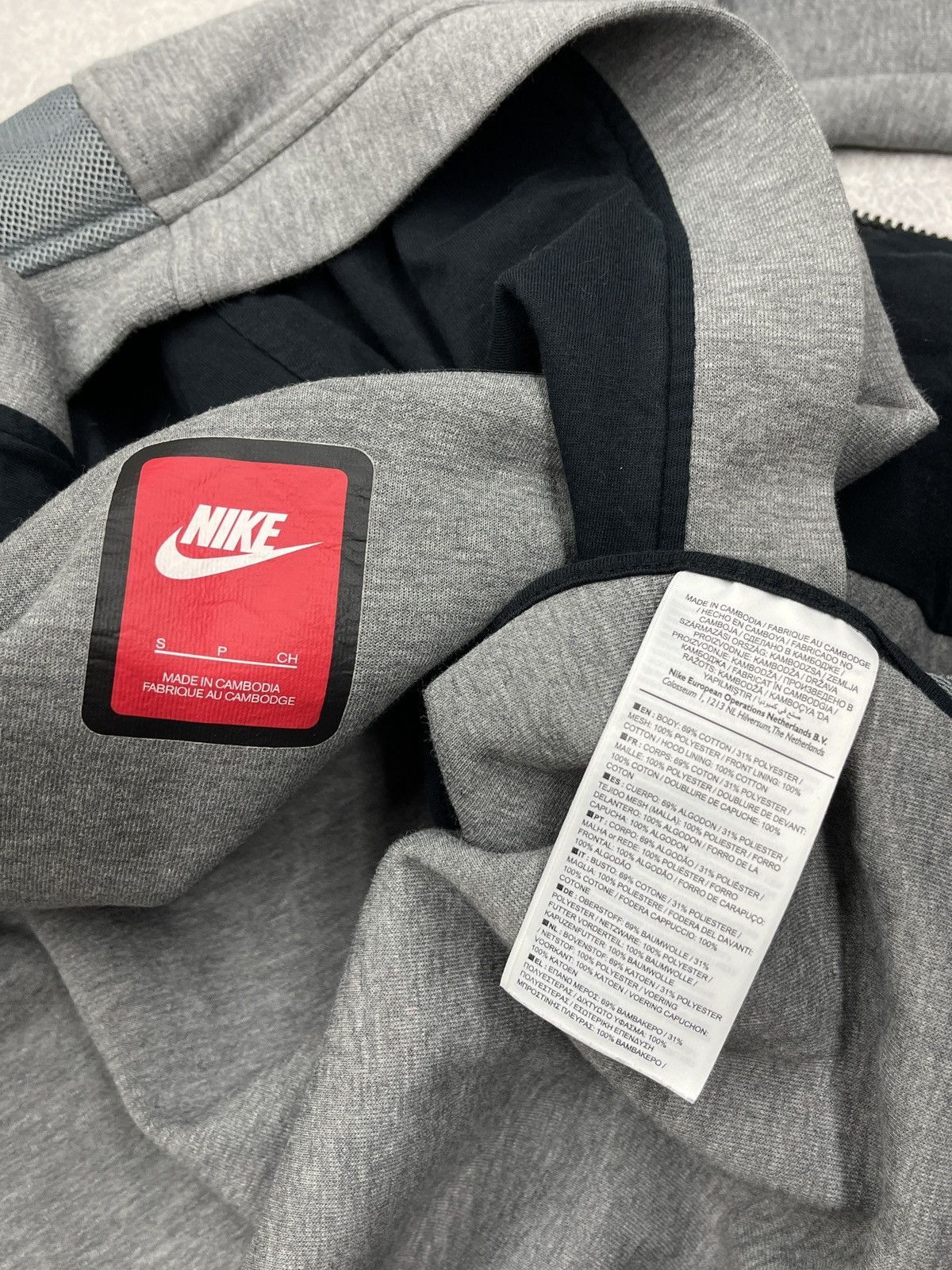 Nike Women Nike Tech Fleece Cocoon Mesh Hoodie Grey Drill Size S Size S / US 4 / IT 40 - 8 Thumbnail