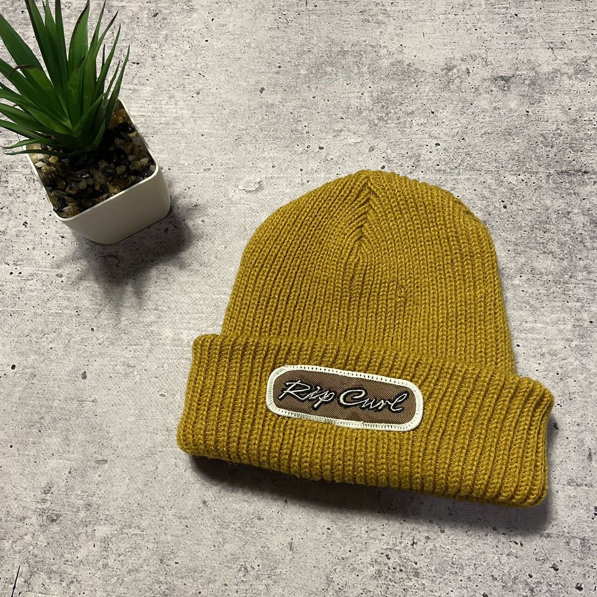 Rip Curl × Vintage 📌 VINTAGE RIP CURL SURF STYLE BEANIE HAT Size ONE SIZE - 1 Thumbnail