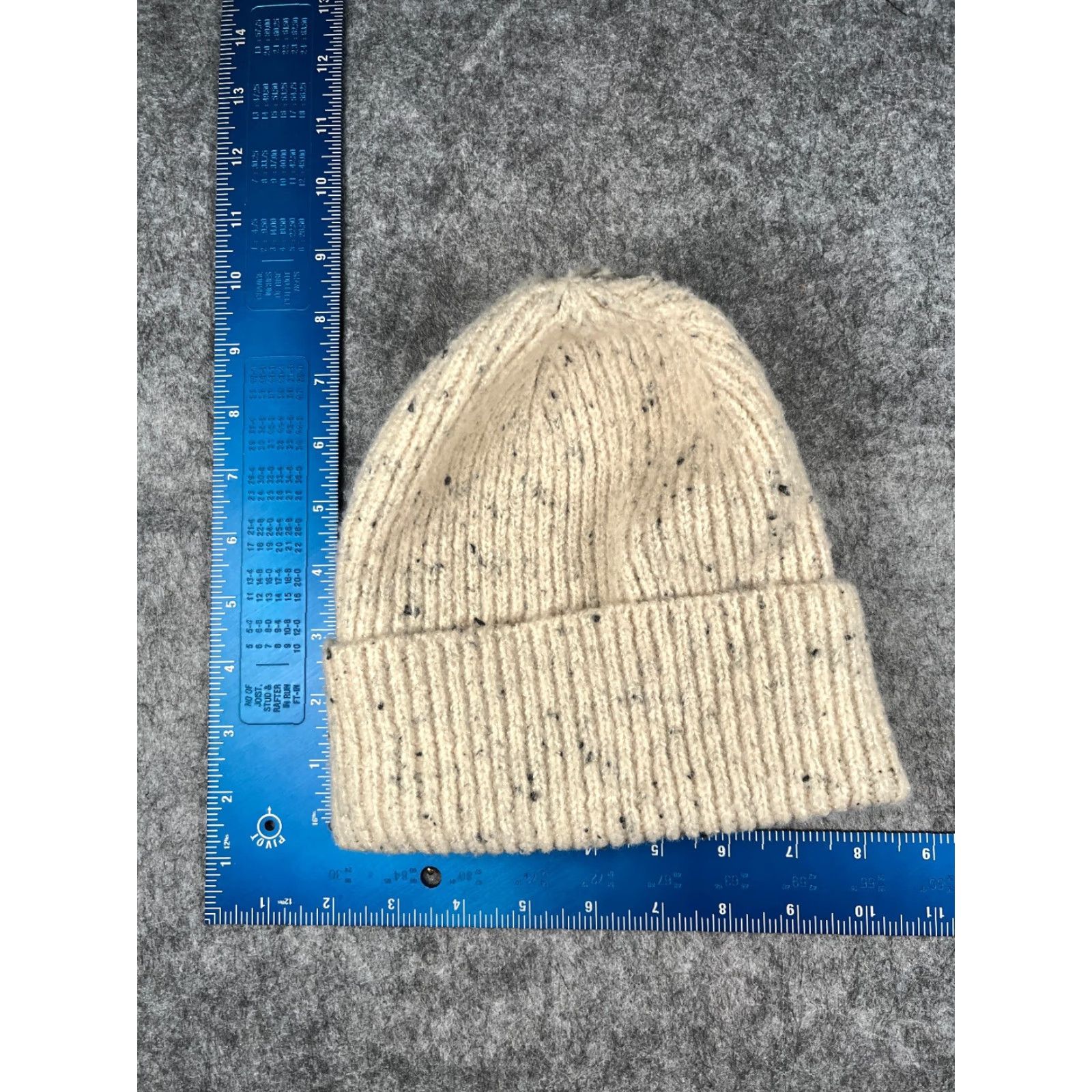 Vintage Beeline Group Beanie Toque Adult OS Ivory Spotted Knit Polyacrylic Blend Hat/Cap Unisex Adults Winter Outdoor Ski Mens Womens Size ONE SIZE - 4 Thumbnail