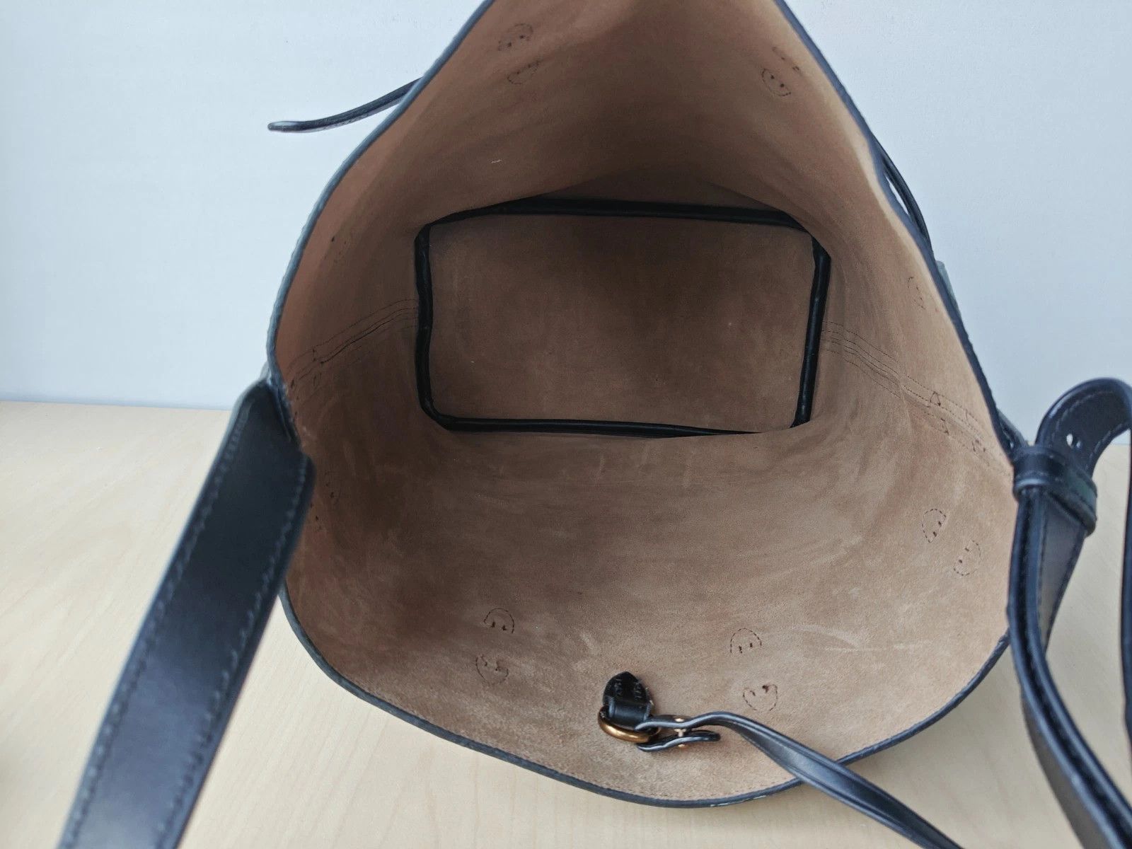 Polo Ralph Lauren Polo Ralph Lauren Bellport Leather Large Bucket Bag FTP 0005 Size ONE SIZE - 8 Thumbnail