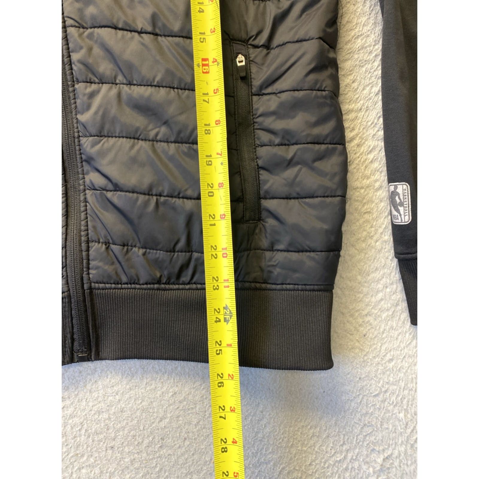 NBA NBA Men’s Size S Black Puffer Down Jacket /152-29 Vintage: No Brand: NBA Size US S / EU 44-46 / 1 - 7 Thumbnail