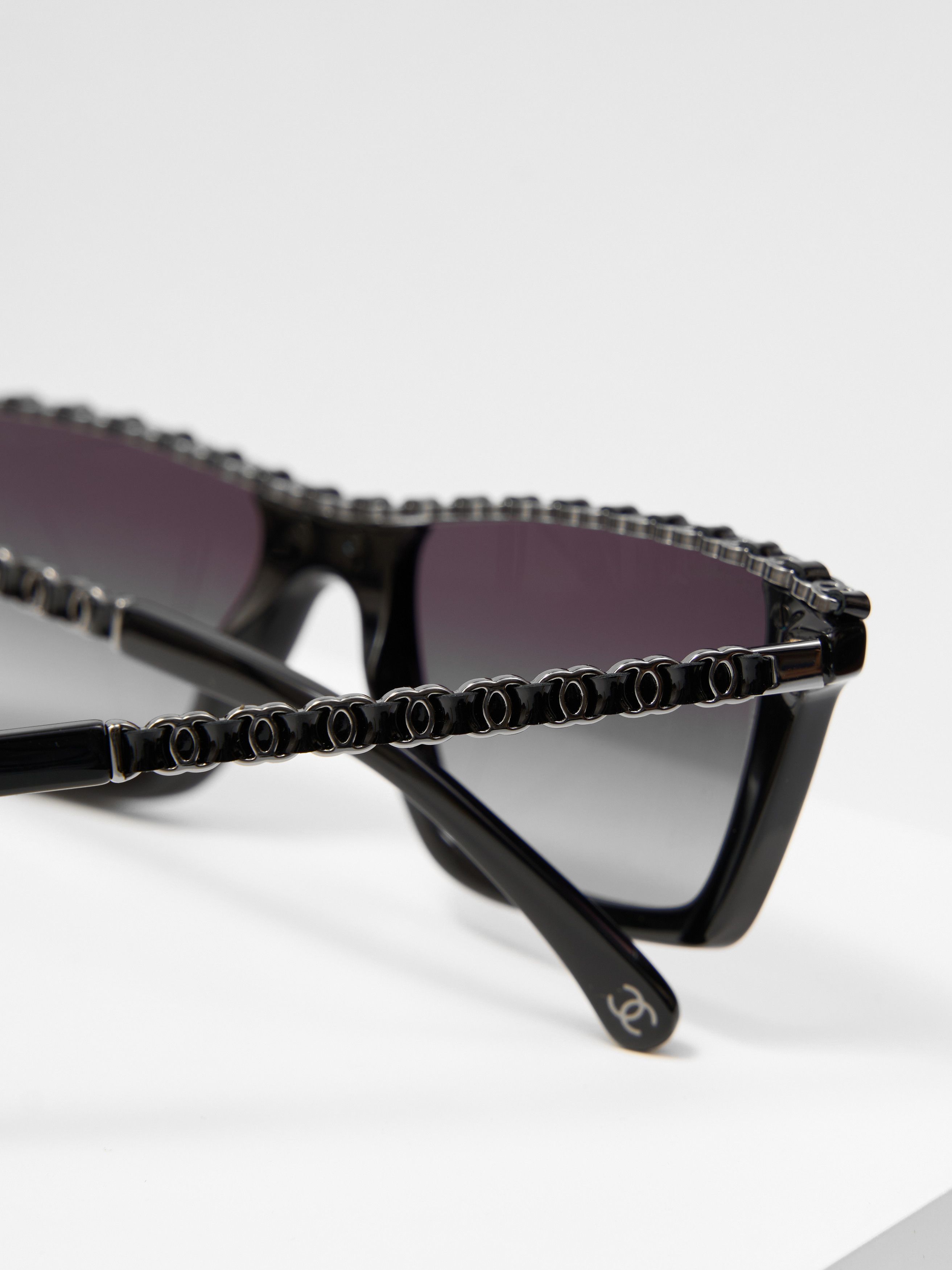 Chanel Chanel 5548-Q Rectangle Sunglasses Size ONE SIZE - 11 Thumbnail