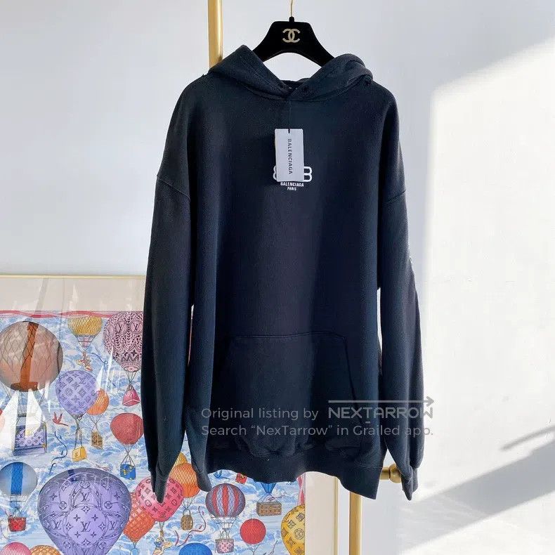 Balenciaga Balenciaga Dark Logo Hoodie Size US S / EU 44-46 / 1 - 1 Thumbnail
