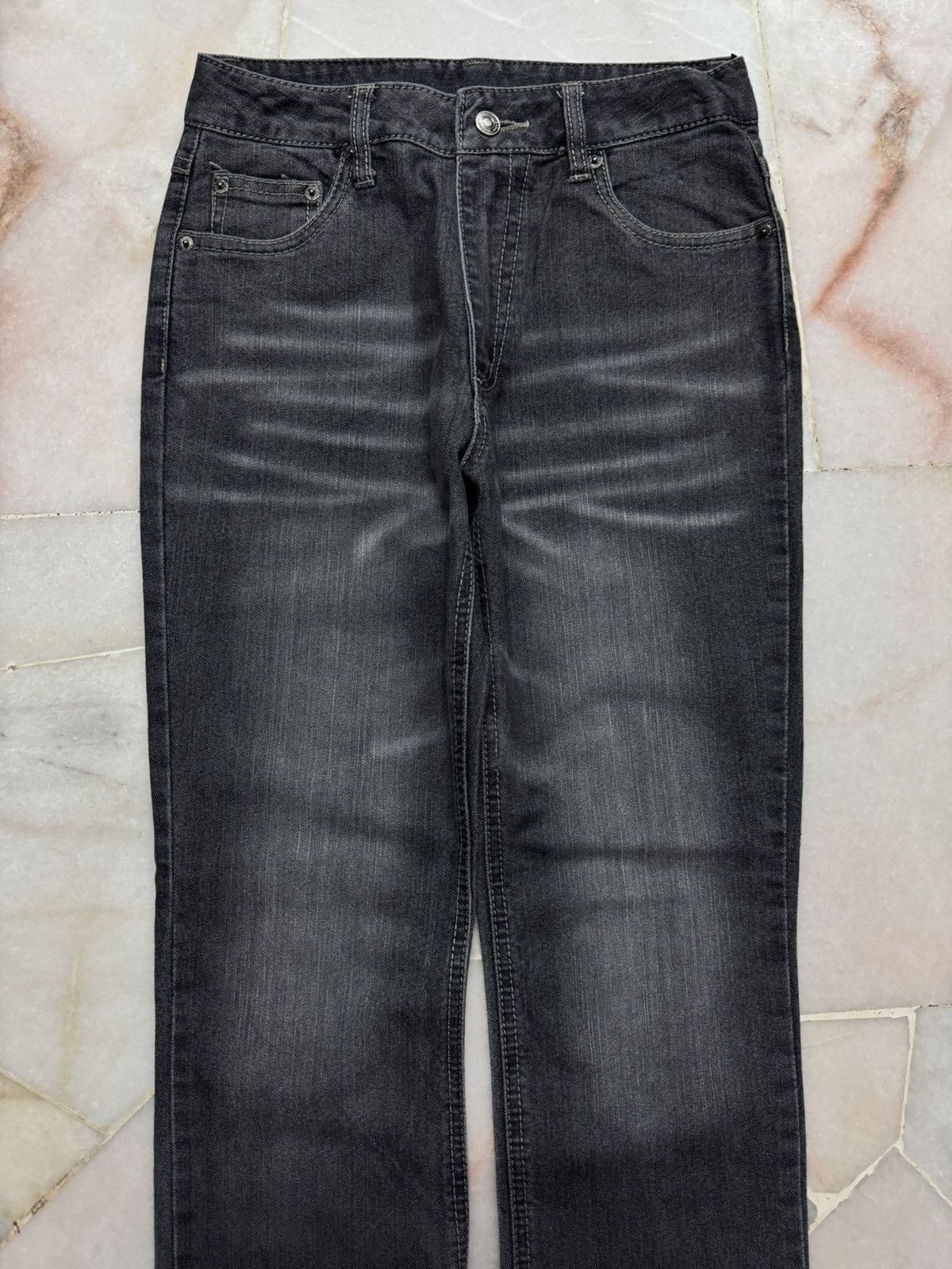 Japanese Brand 💥INSANE💥VINTAGE JAPANESE MUDWASHED WHISKER STYLE JEANS Size US 26 / EU 42 - 3 Thumbnail