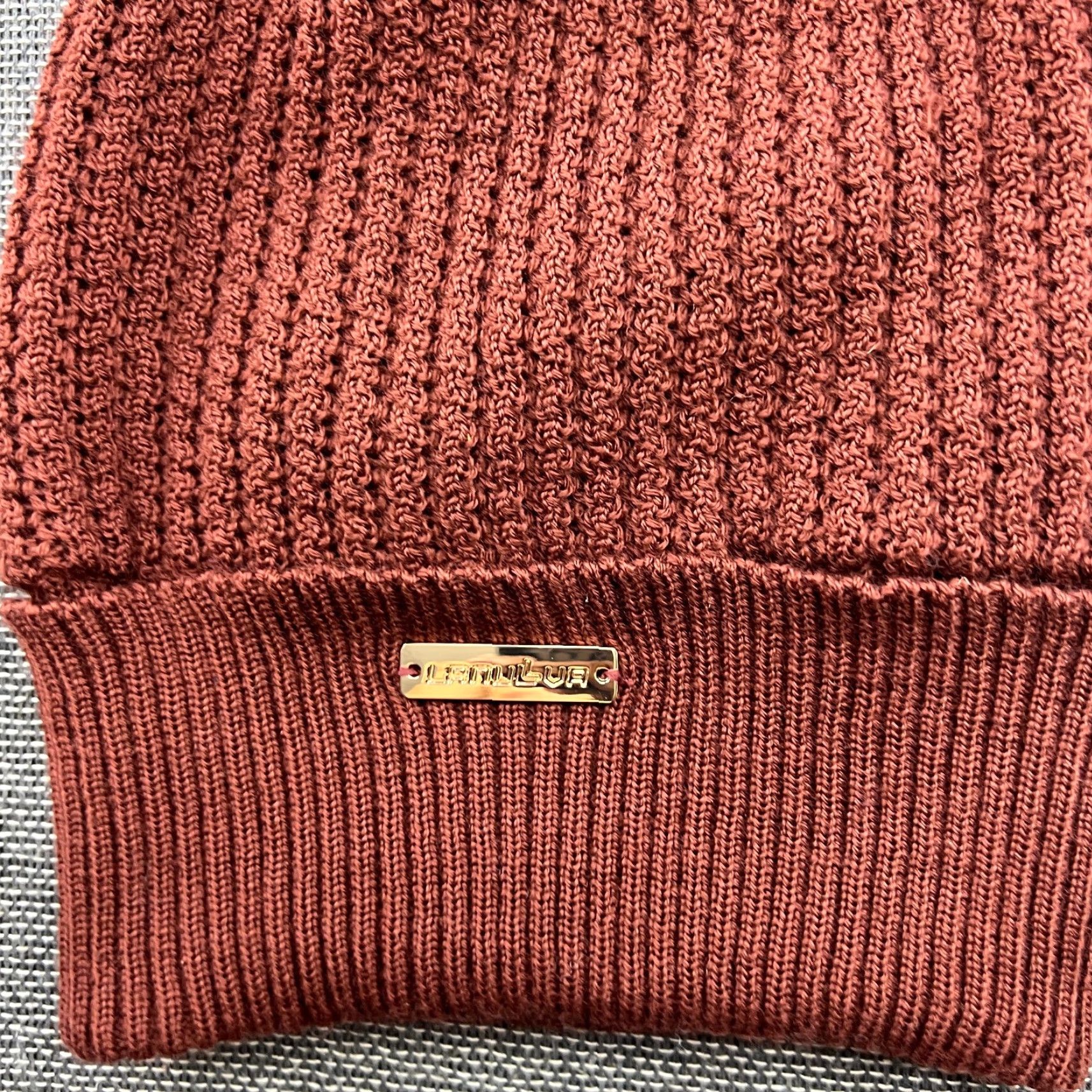 Vintage Lanullva Mahogny Womens Beanie Hat One Size Brown 100% Wool Pom Pom Knitted Beanie Womens Knit Hat Brown Lanullva Fashion Wool Beanie Mens Womens? Size ONE SIZE - 3 Thumbnail