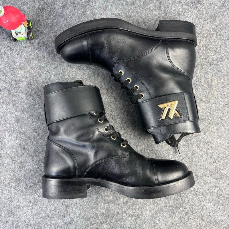Louis Vuitton Louis Vuitton Black Lace-Up Ankle Boots - Size US 5.5 / EU 38 - 3 Thumbnail