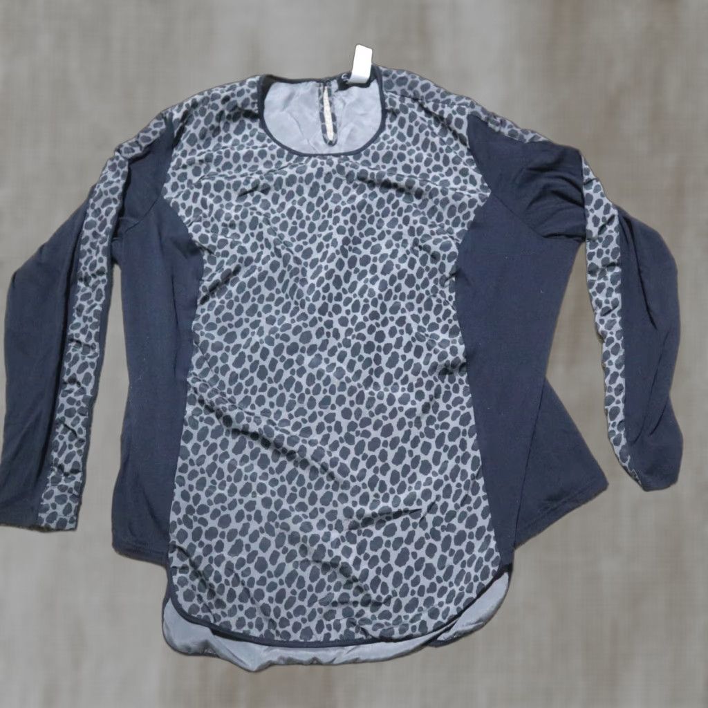 George GK George Kotsiopoulos Women's Animal Print Black Gray Long Sleeve Top 20W Shirt, Scoop Neck, Work, Casual, Fall, Regular Size 20, Women's GK shirt Size 3XL / US 20-22 - 1 Thumbnail