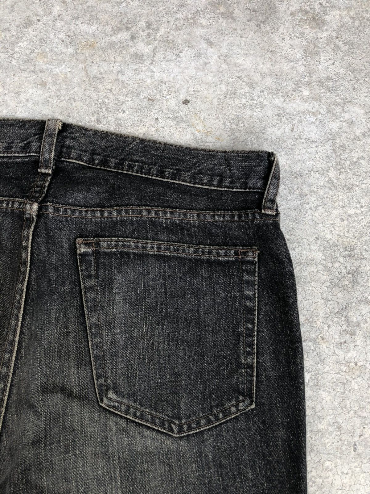If Six Was Nine Flared Uniqlo Jeans Distressed Jeans Size US 33 - 17 Thumbnail