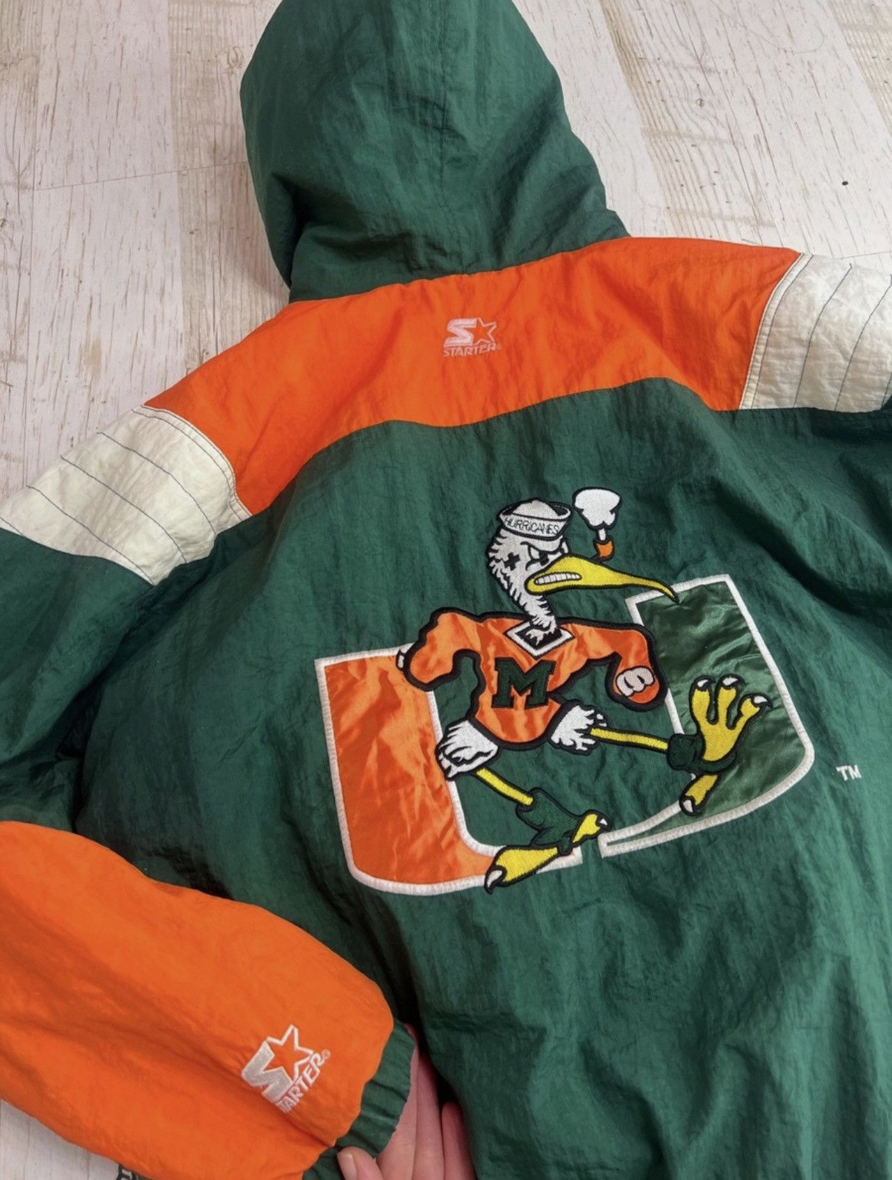 Starter Vintage Starter Miami Hurricanes Jacket – 90s – Size S Size US S / EU 44-46 / 1 - 8 Thumbnail