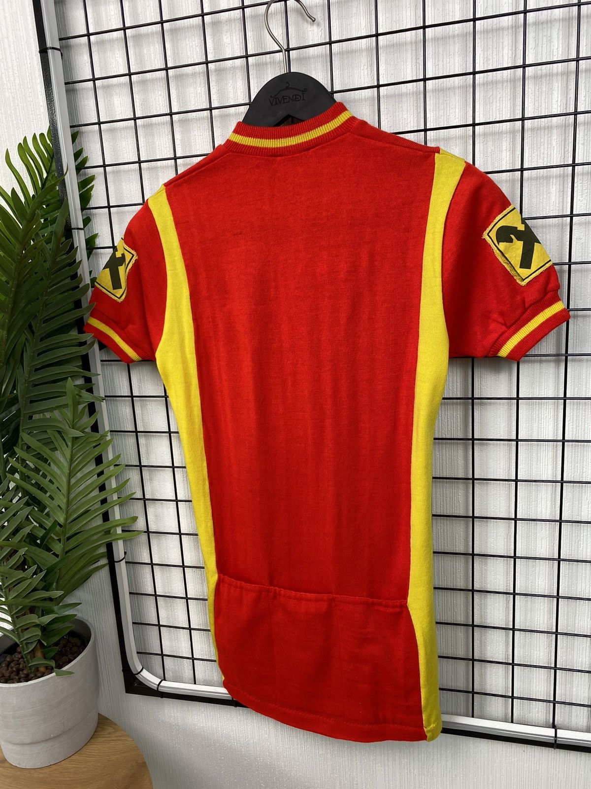 Other Rare vintage 80’s 90’s men cycle jersey “Rady” Raiffeisen Size US S / EU 44-46 / 1 - 19 Thumbnail