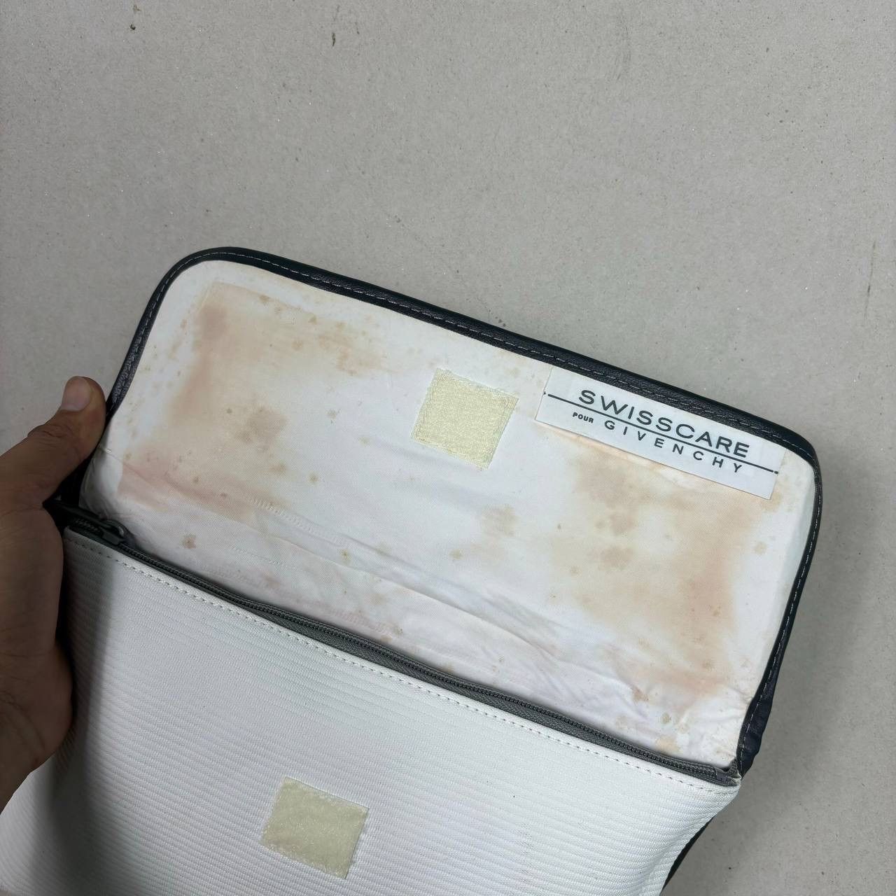 Givenchy Pochette Givenchy White Clutch Bag Size ONE SIZE - 10 Thumbnail