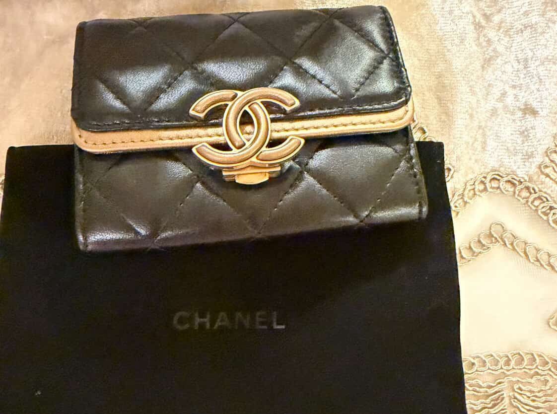 Chanel Chanel Quilted CC Chic Flap Size ONE SIZE - 2 Thumbnail