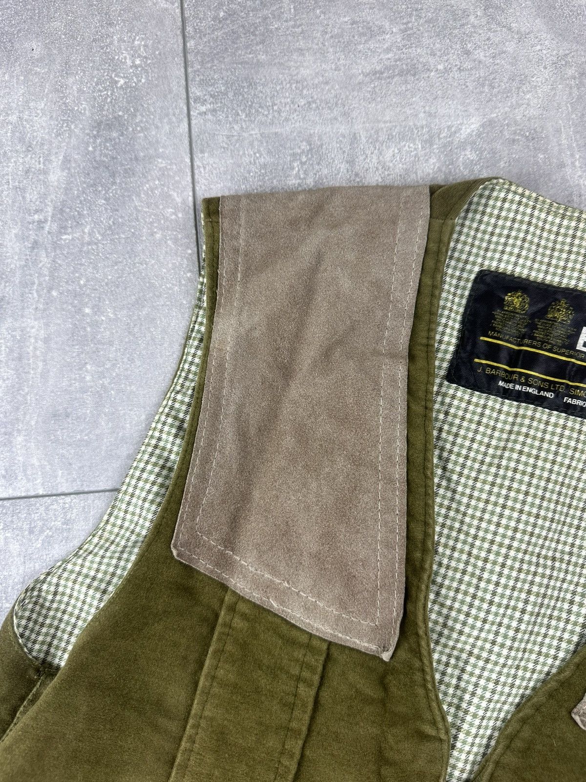 Barbour Barbour Vintage Olive/Green With Suede Shoulder Panels Size US S / EU 44-46 / 1 - 4 Thumbnail