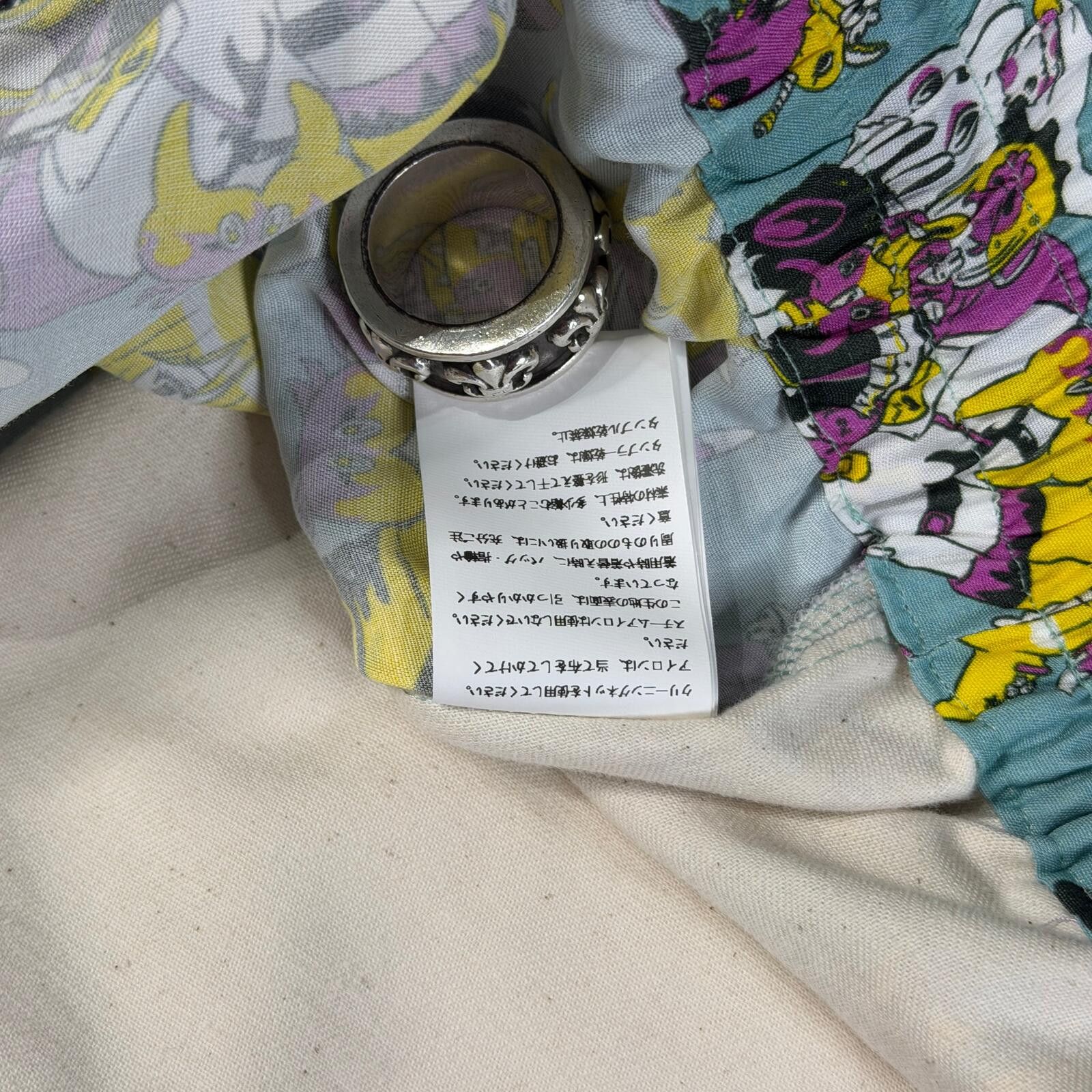 KIDILL Kidill Anime Girl Print Shorts Size US 32 / EU 48 - 9 Thumbnail