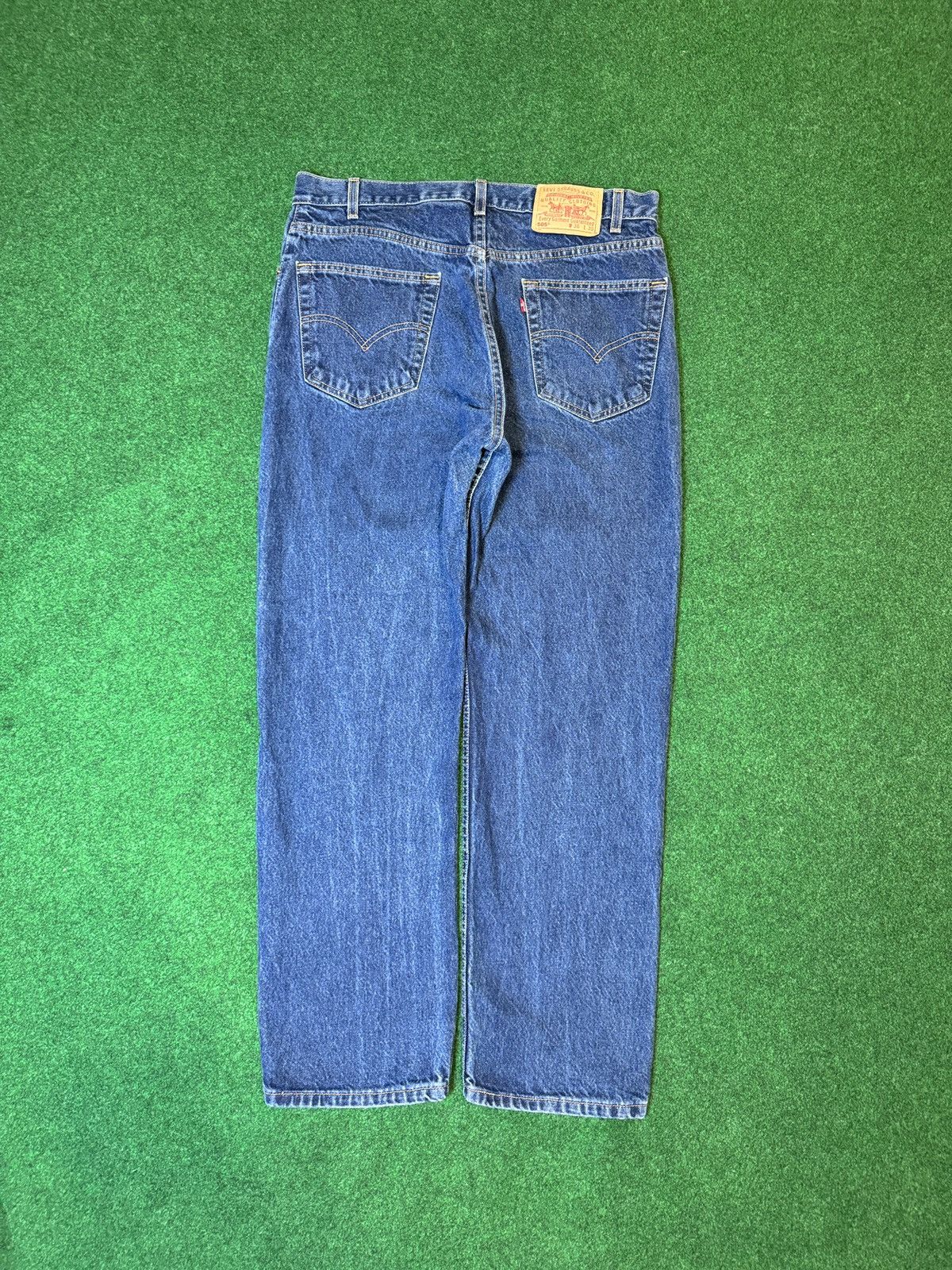 Levi's Vintage Clothing × Vintage Vintage Levi’s 505 USA MADE Regular Fit Straight Leg Jeans Size US 36 / EU 52 - 2 Thumbnail