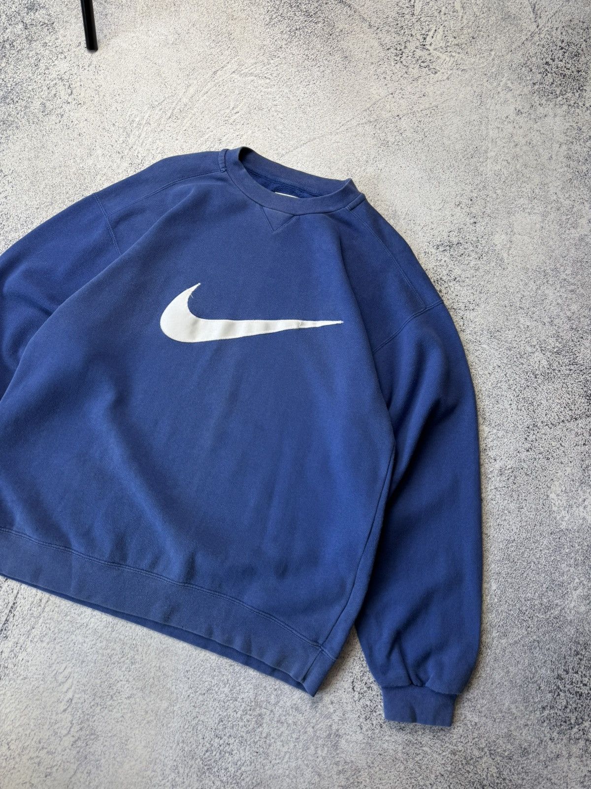 Nike Vintage Nike Big Logo Sweatshirt Y2K swoosh Size US L / EU 52-54 / 3 - 4 Thumbnail