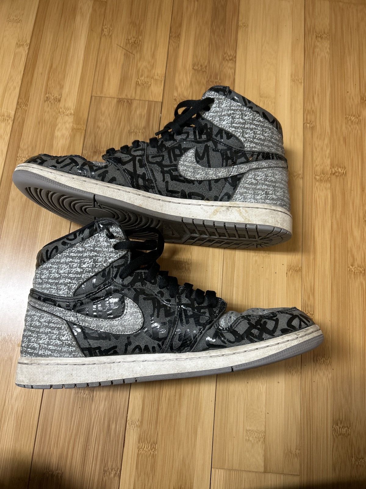 Jordan Brand Jordan 1 high rebellionair Size US 10.5 / EU 43-44 - 2 Thumbnail