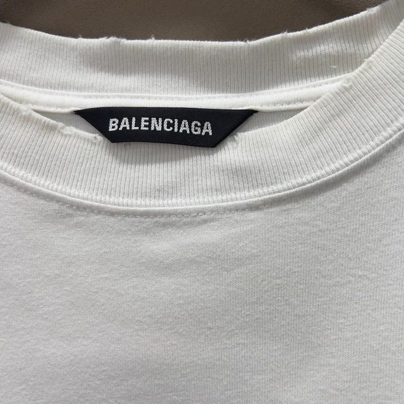 Balenciaga Balenciaga White short-sleeved T-shirt for destroying old Size US XS / EU 42 / 0 - 5 Thumbnail