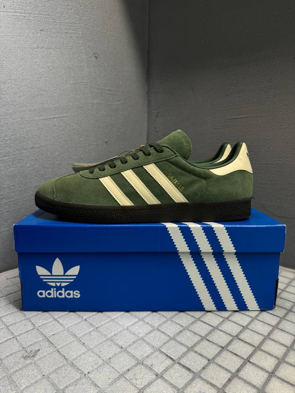 Adidas Adidas Gazelle Suede Size US 14 / EU 47 - 3 Thumbnail