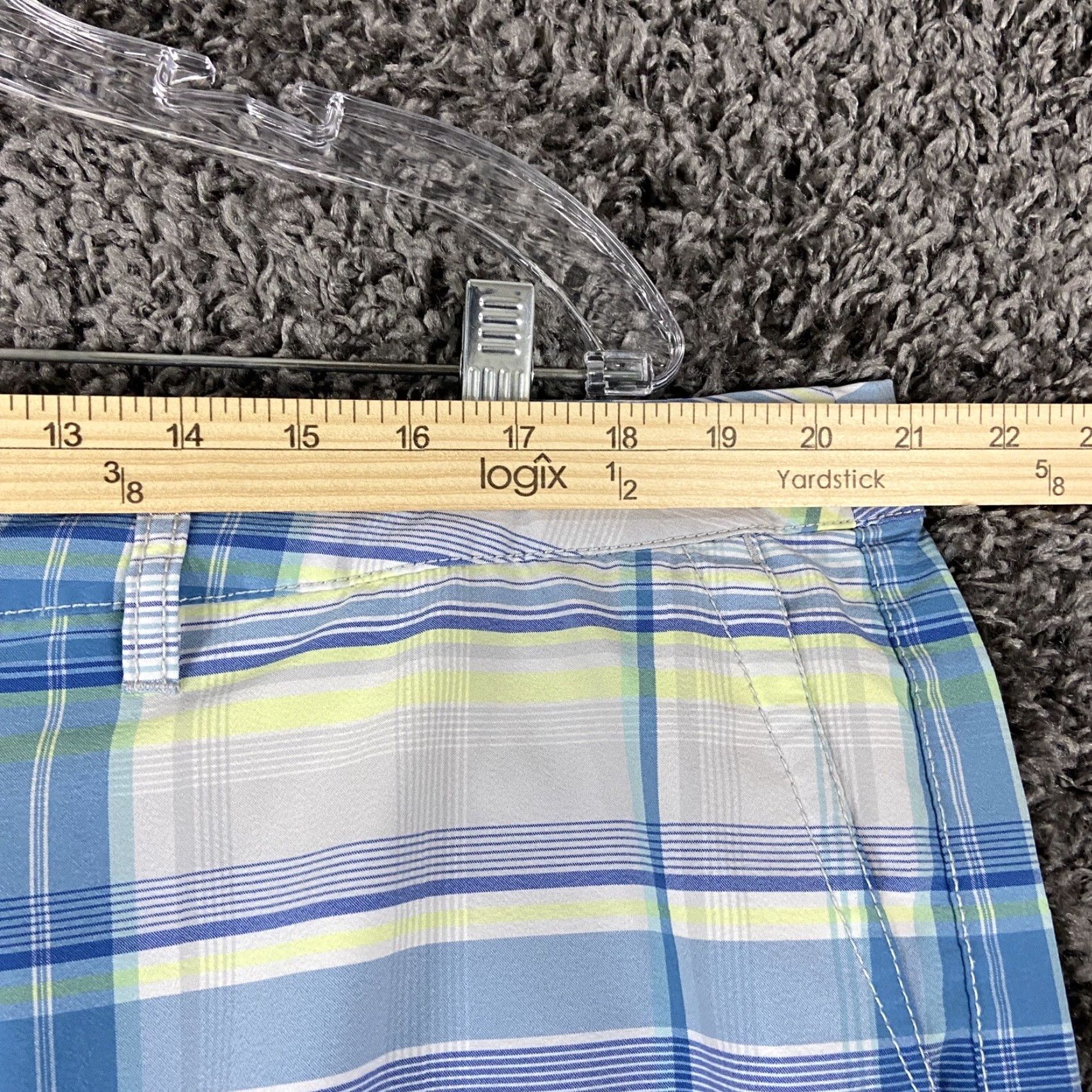 Tommy Bahama Tommy Bahama Shorts Chino Men 40 Blue Plaid Vintage? (if not vintage) Use: Tommy Bahama Blue Green Plaid Shorts Men 40 Blue Plaid Chino for Men Size US 40 / EU 56 - 7 Thumbnail