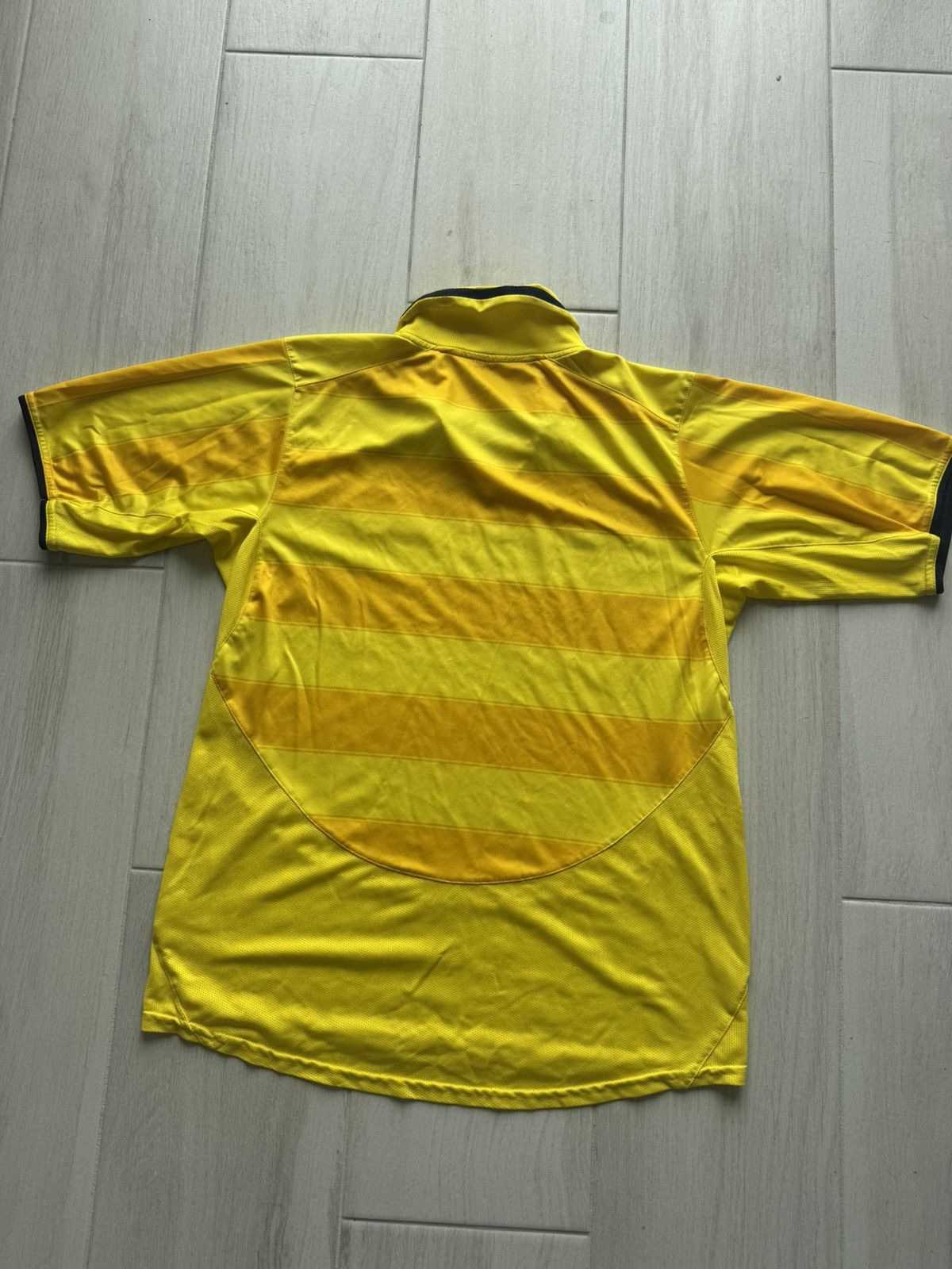Other Inter Milan Third football Nike Yellow Maglia Jersey L Size US L / EU 52-54 / 3 - 7 Thumbnail