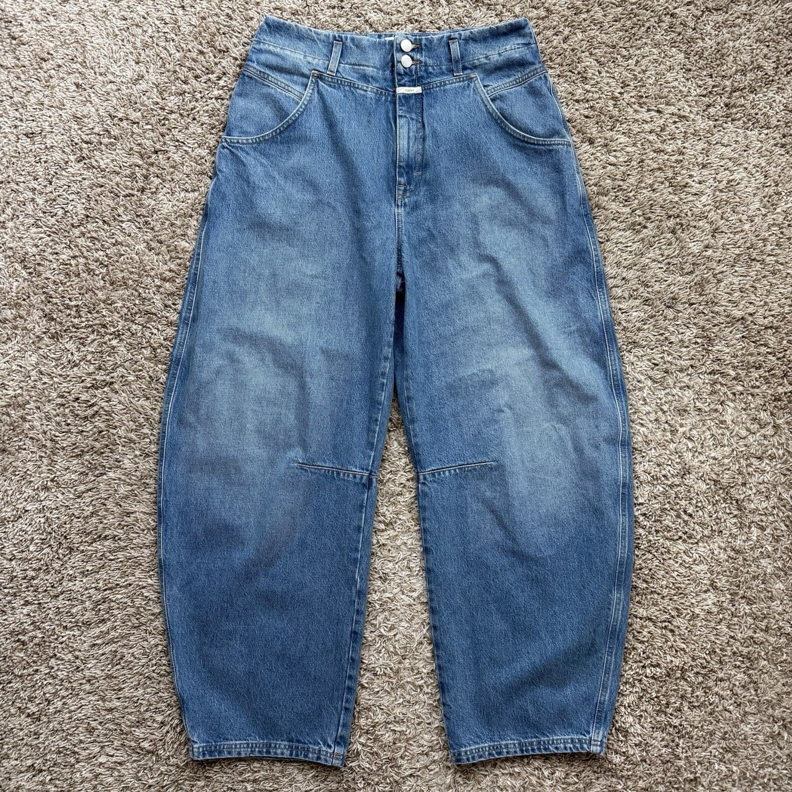 CLOSED CLOSED Made Italy Light Wash Blue Denim Barrel Jeans Baggy Size 33" - 1 Thumbnail