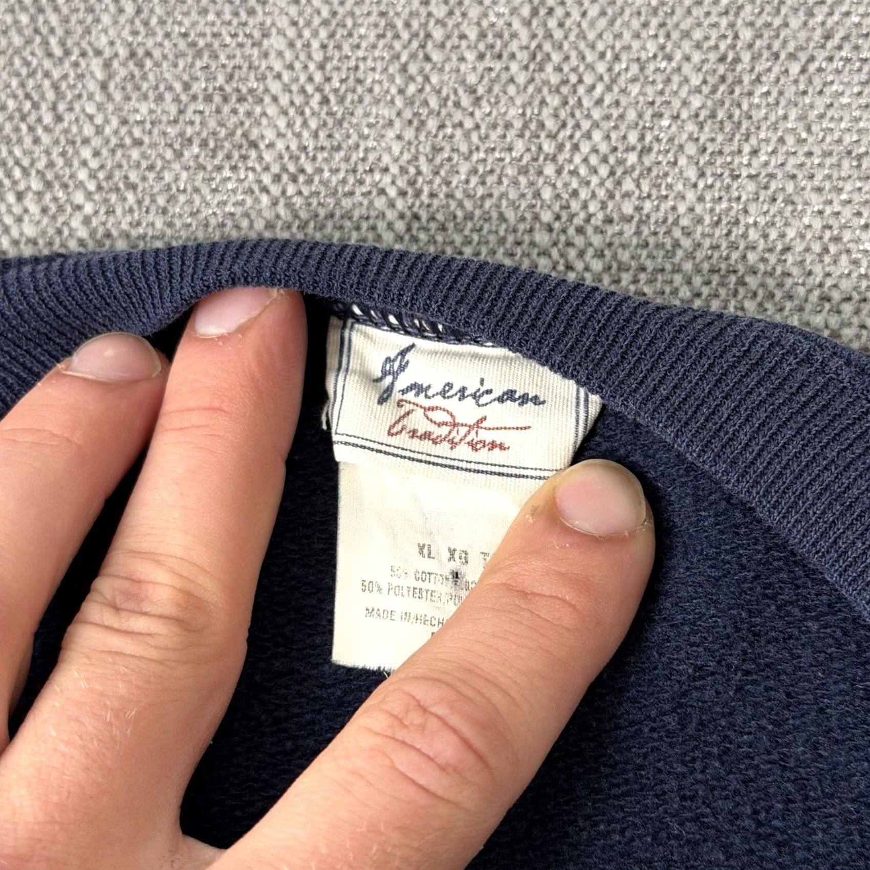 Vintage VINTAGE American Dream Sweatshirt Crewneck XL Blue Classic Car Graphic 90s Cars Mens Pullover Size XL Size US XL / EU 56 / 4 - 3 Thumbnail