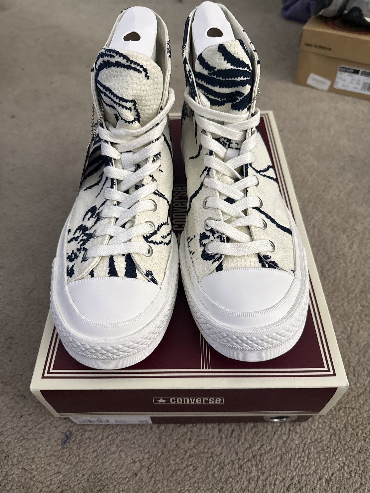 Converse Converse First String Hi Floral Size US 11 / EU 44 - 4 Thumbnail