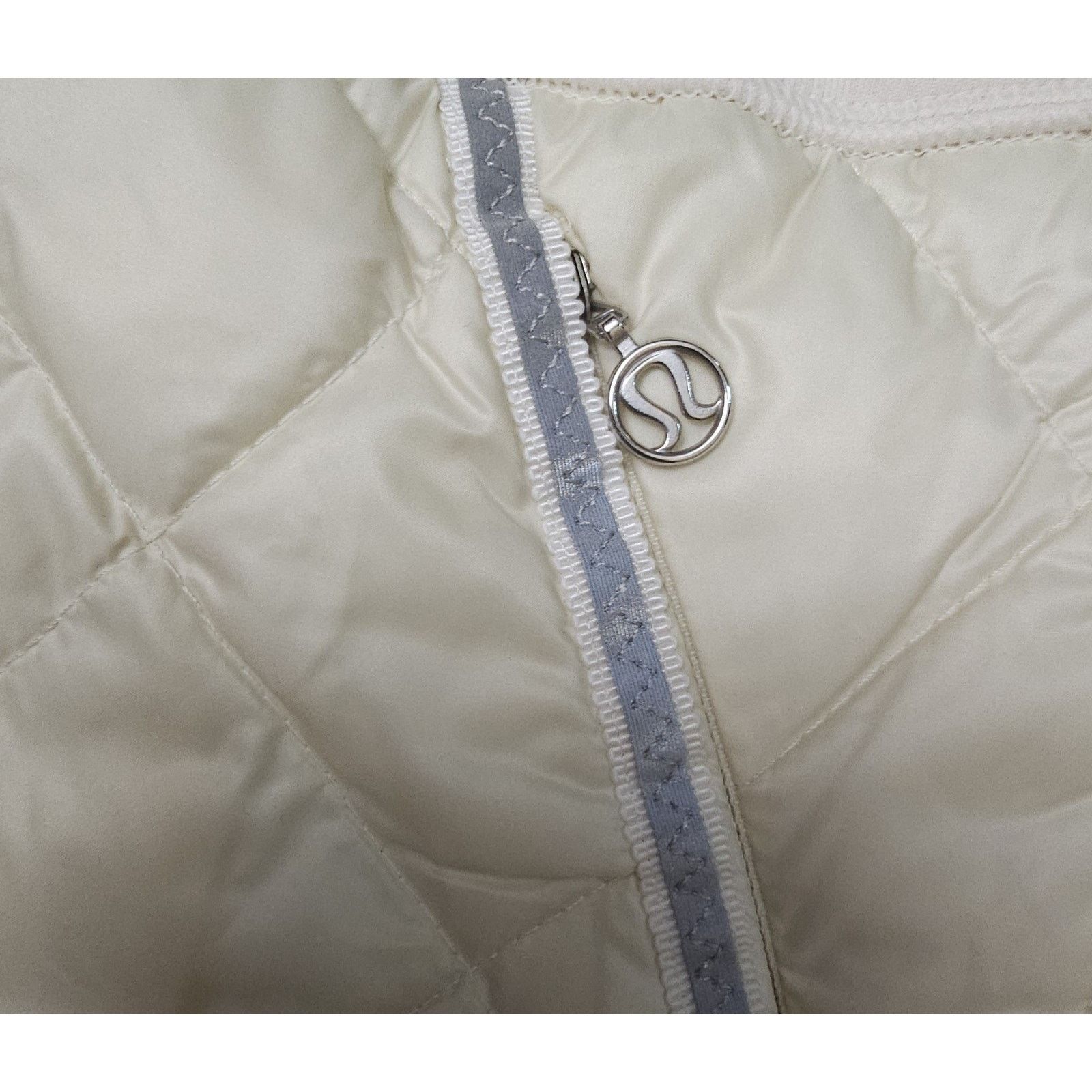 Lululemon Lululemon Hot Cheeks Skirt in Polar Cream Size 2 Size 26" / US 2 / IT 38 - 5 Thumbnail