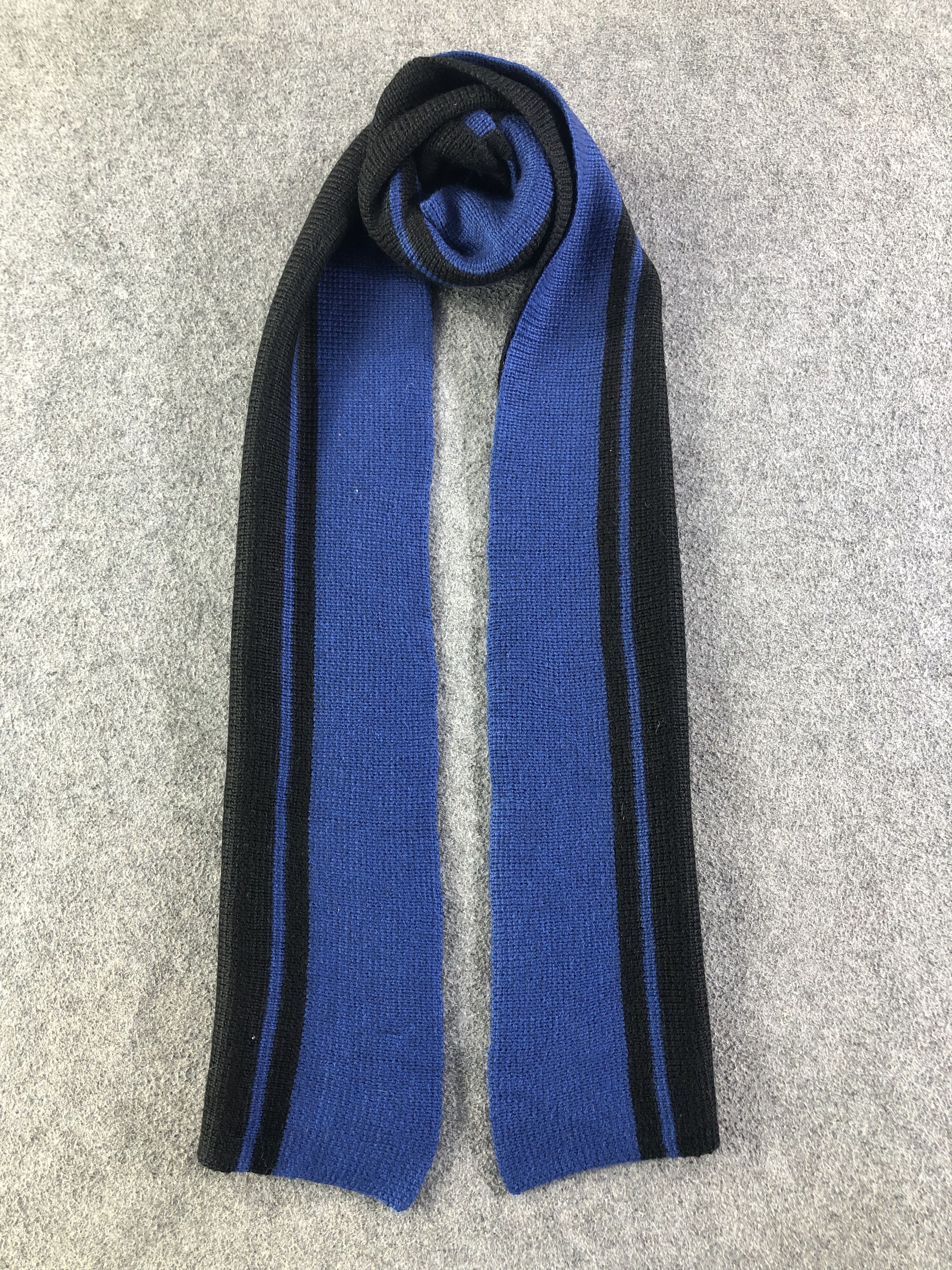 Banana Republic Banana Republic Scarf / Muffler / Neckwear Size ONE SIZE - 1 Thumbnail