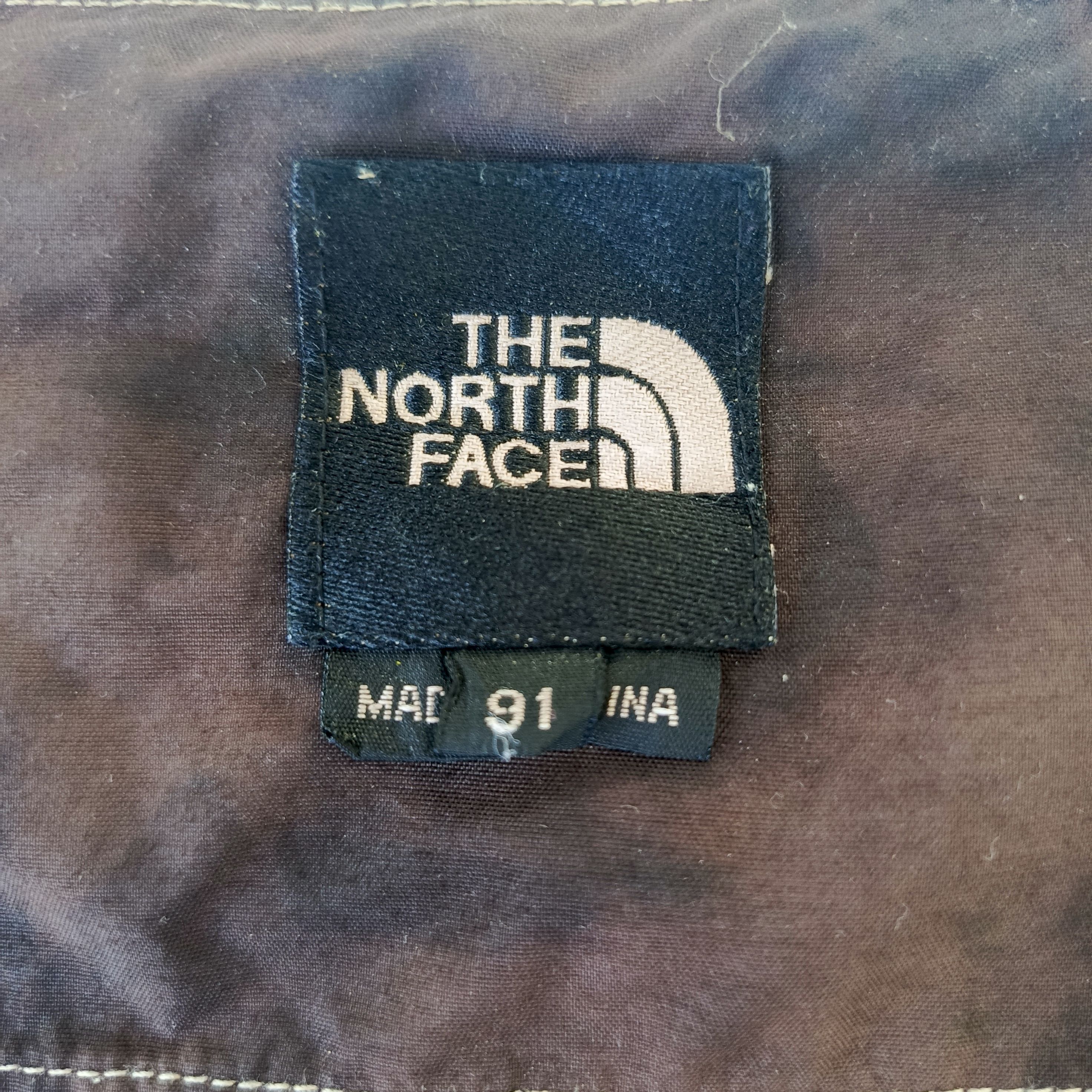 The North Face The north face vests distressed Size US M / EU 48-50 / 2 - 3 Thumbnail