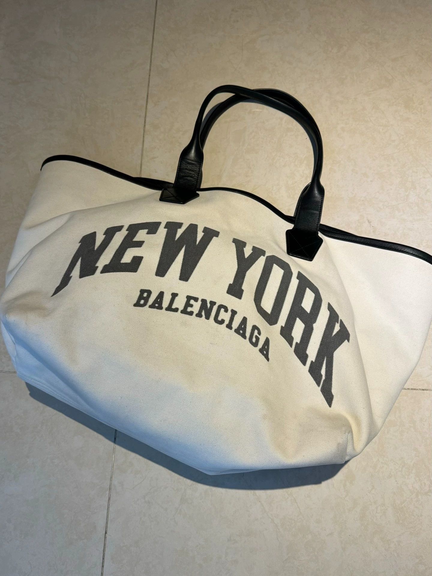 Balenciaga Balenciaga Jumbo NY Logo Canvas Leather Tote Black Size ONE SIZE - 1 Thumbnail
