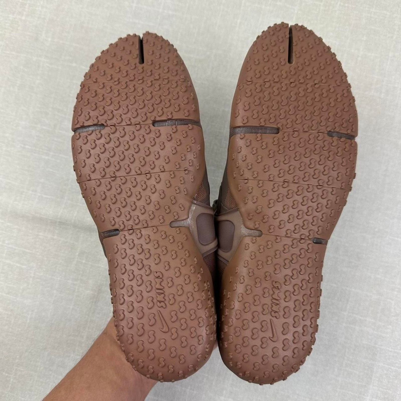 SKIMS 🦂 SKIMS x Nike Rift Mesh “Archaeo Brown” 6W Size US 6 / IT 36 - 7 Thumbnail