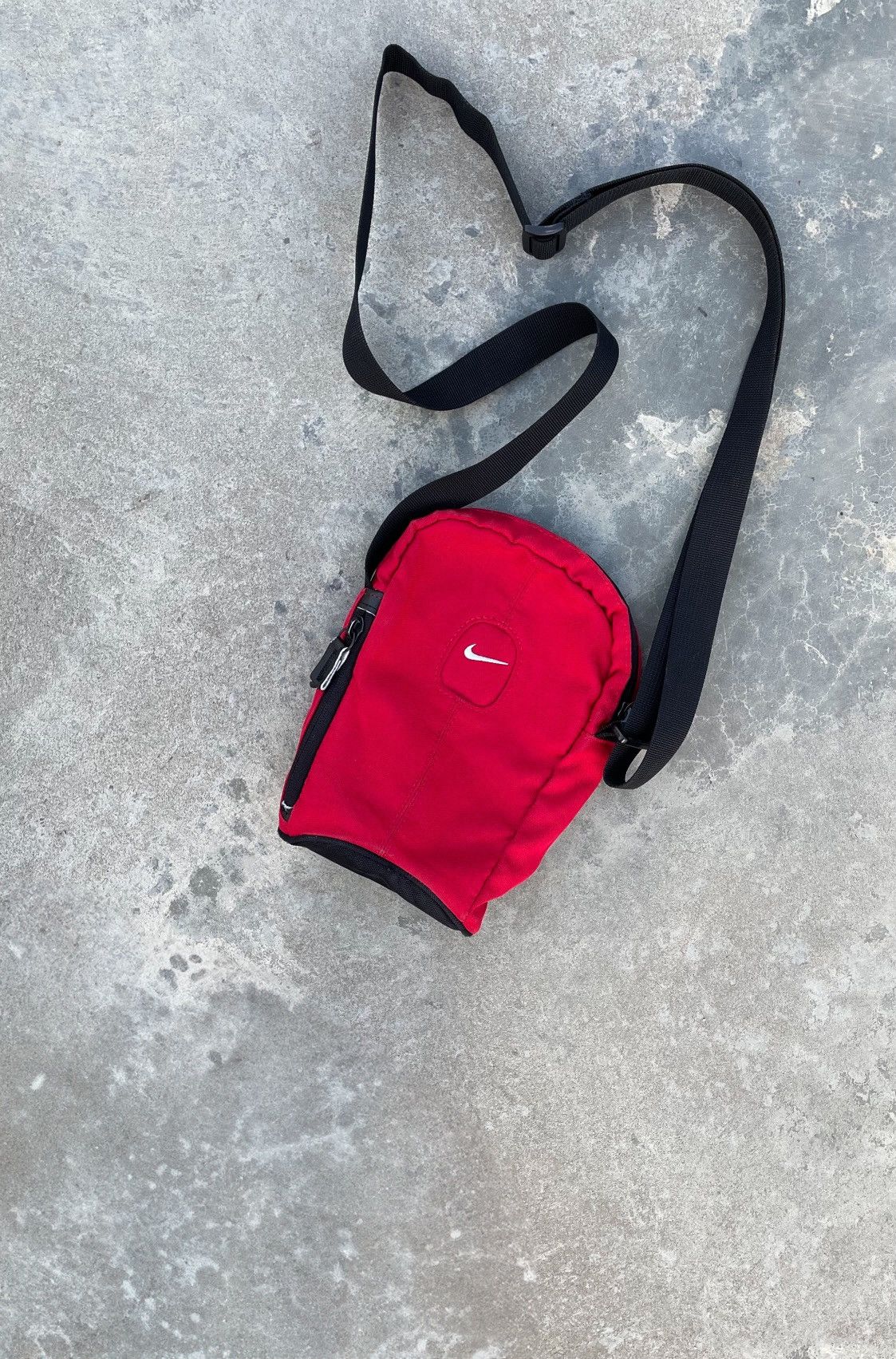 Nike Vintage 90s Nike Crossbody Cordura Messenger Y2k Bag Size ONE SIZE - 8 Thumbnail