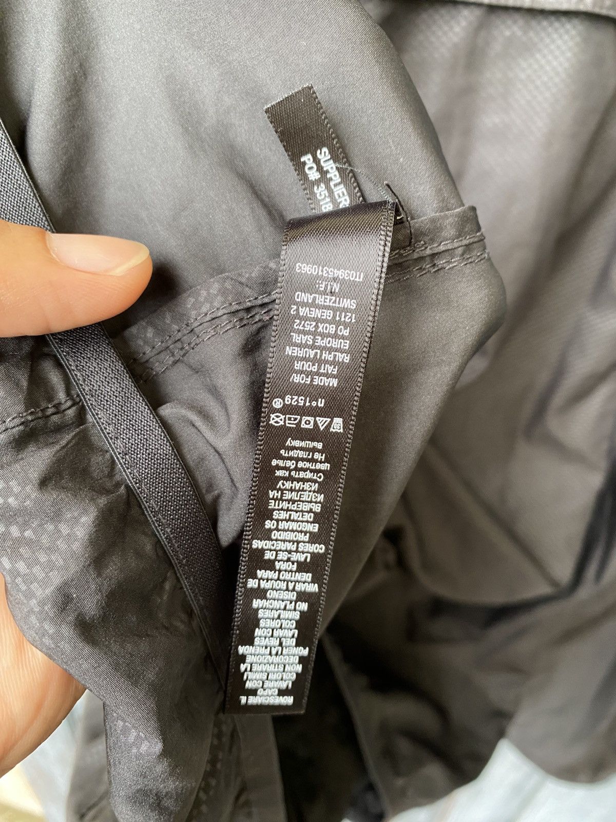 RLX Ralph Lauren RLX Ralph Lauren Light Jacket Techwear Windbreaker Sport Size US L / EU 52-54 / 3 - 17 Thumbnail