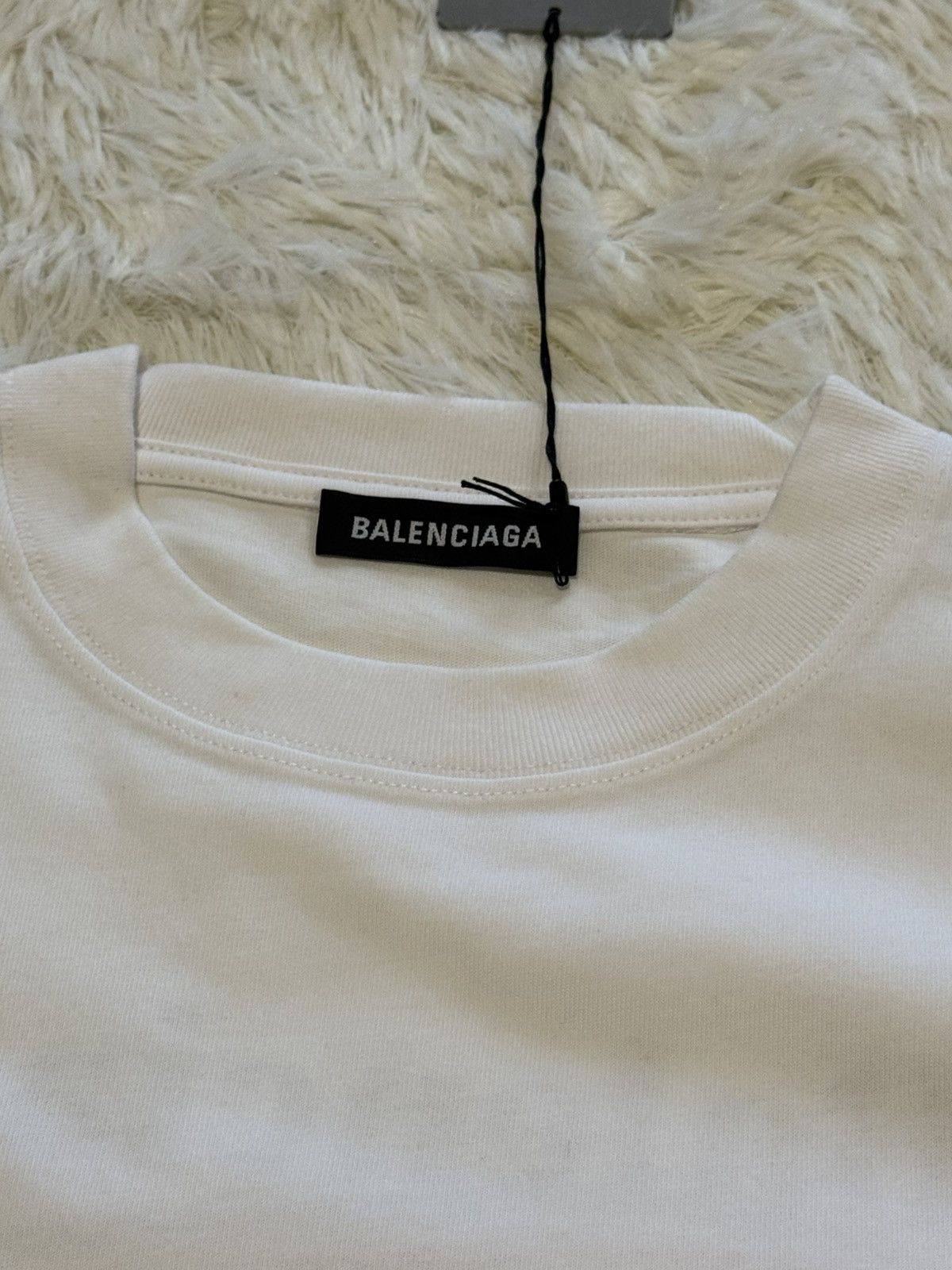 Balenciaga Balenciaga white t shirt Size US L / EU 52-54 / 3 - 4 Thumbnail