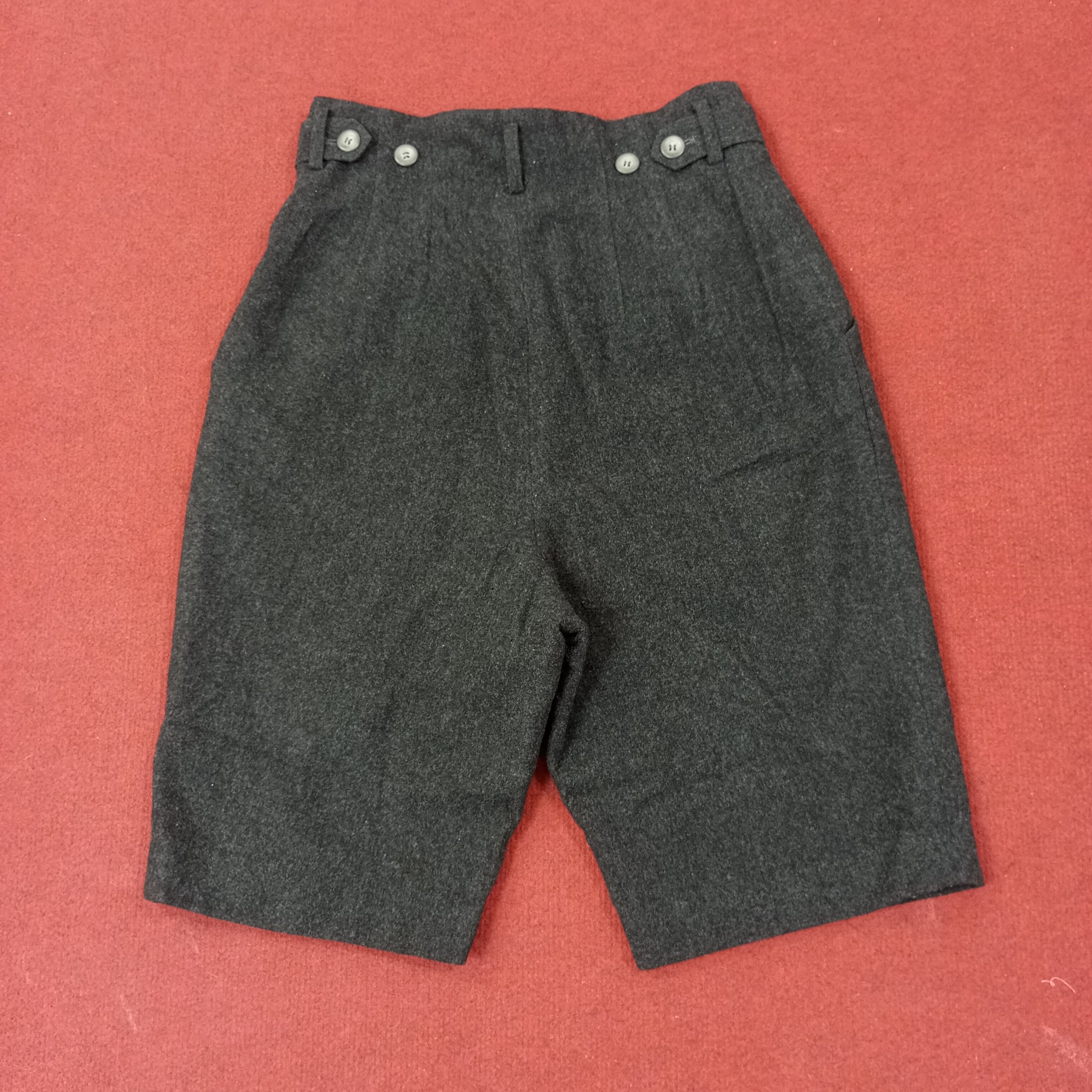 Hai Sporting Gear Hai Sporting Gear by Issey Miyake Designer Short Pant c252n7 Size US 27 - 4 Thumbnail