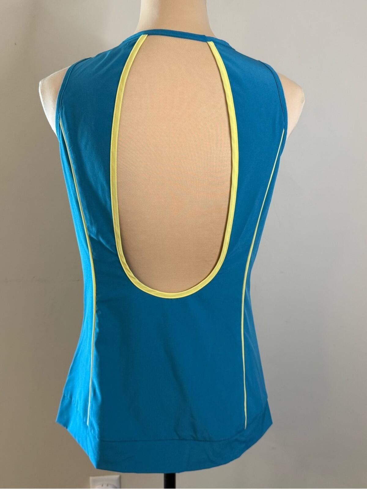 Minnetonka Minuet sleeveless top teal blue yellow trim SZ M Size M / US 6-8 / IT 42-44 - 4 Thumbnail