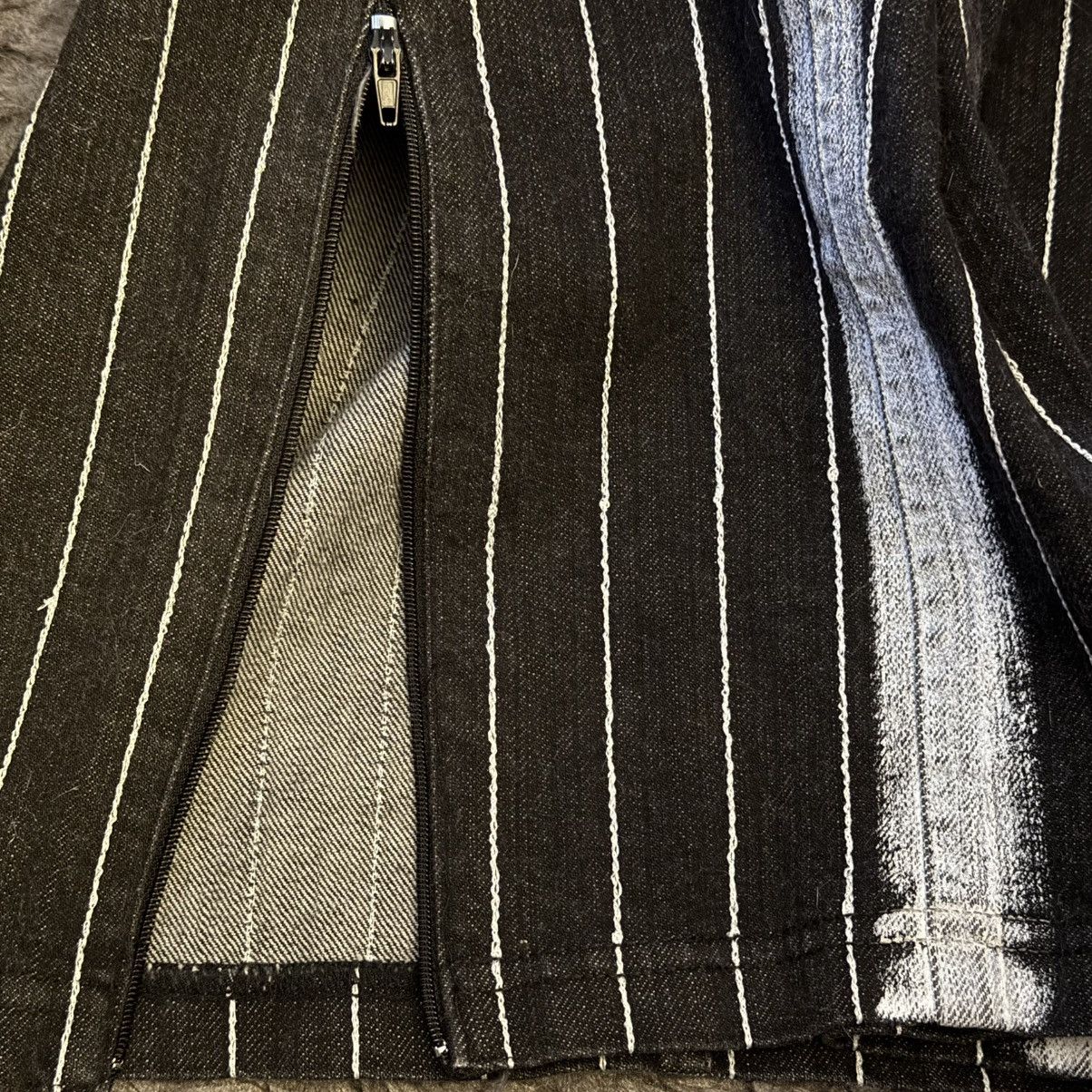Gianfranco Ferre GianFranco Ferre black white pinstriped denim skirt Size 30" / US 8 / IT 44 - 2 Thumbnail