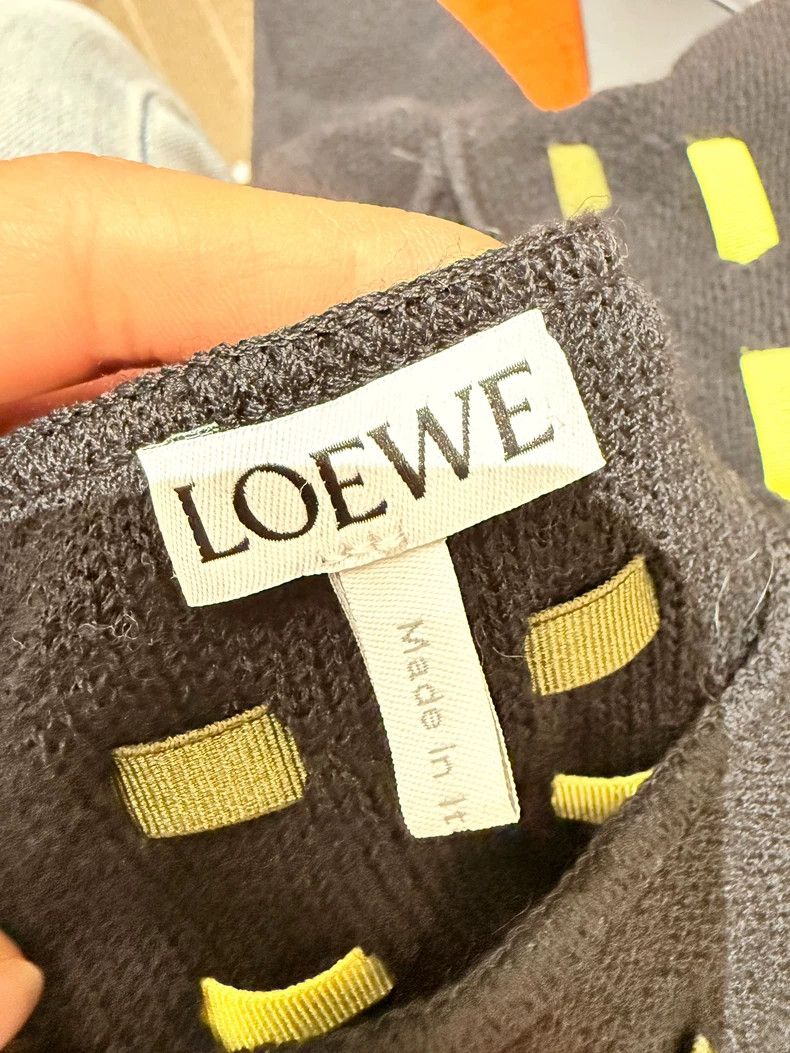 Loewe LOEWE Black Wool Knit Fringe Sweater, Size XS Size XS / US 0-2 / IT 36-38 - 3 Thumbnail