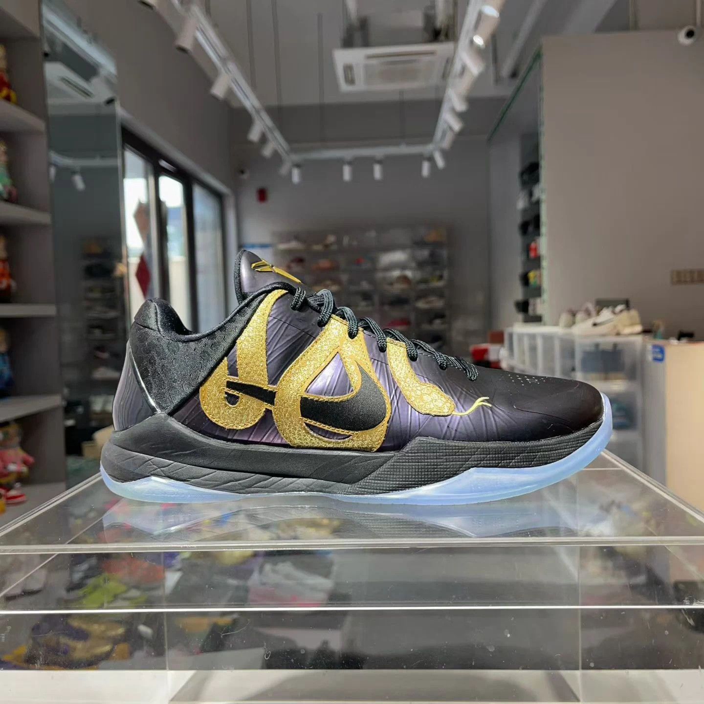 Nike zk5 Snake 43 Worn Once Original Box Size US 10 / EU 43 - 3 Thumbnail