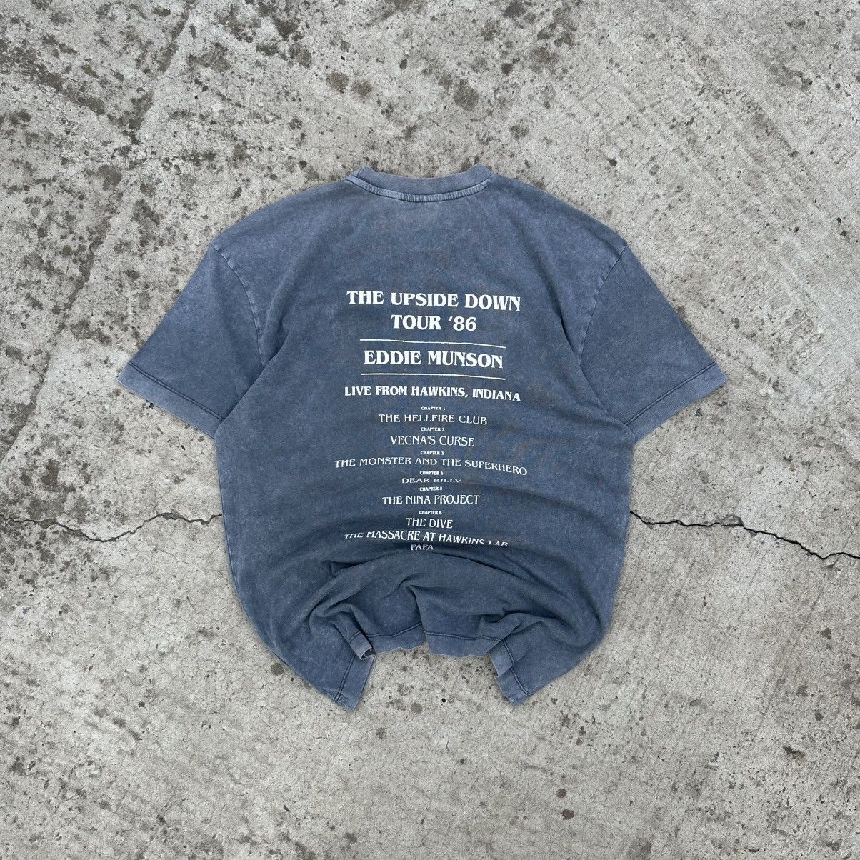 Welcome Stranger Stranger Things The Upside Down Tour T-shirt Band Pop Rock Size US S / EU 44-46 / 1 - 2 Thumbnail