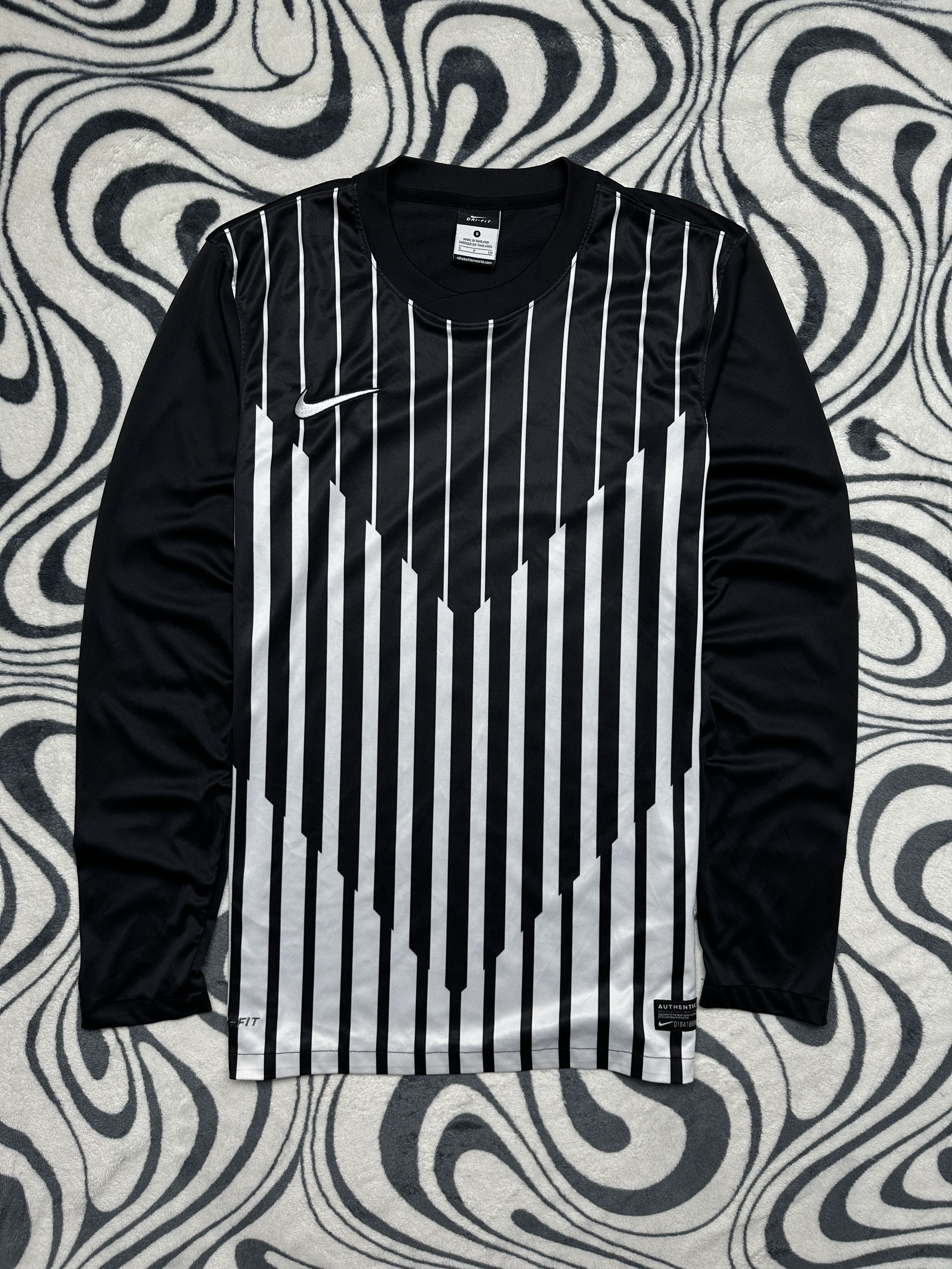 Nike × Vintage Nike Dri Fit Mens Striped Long Sleeve T-Shirt Size US S / EU 44-46 / 1 - 1 Thumbnail