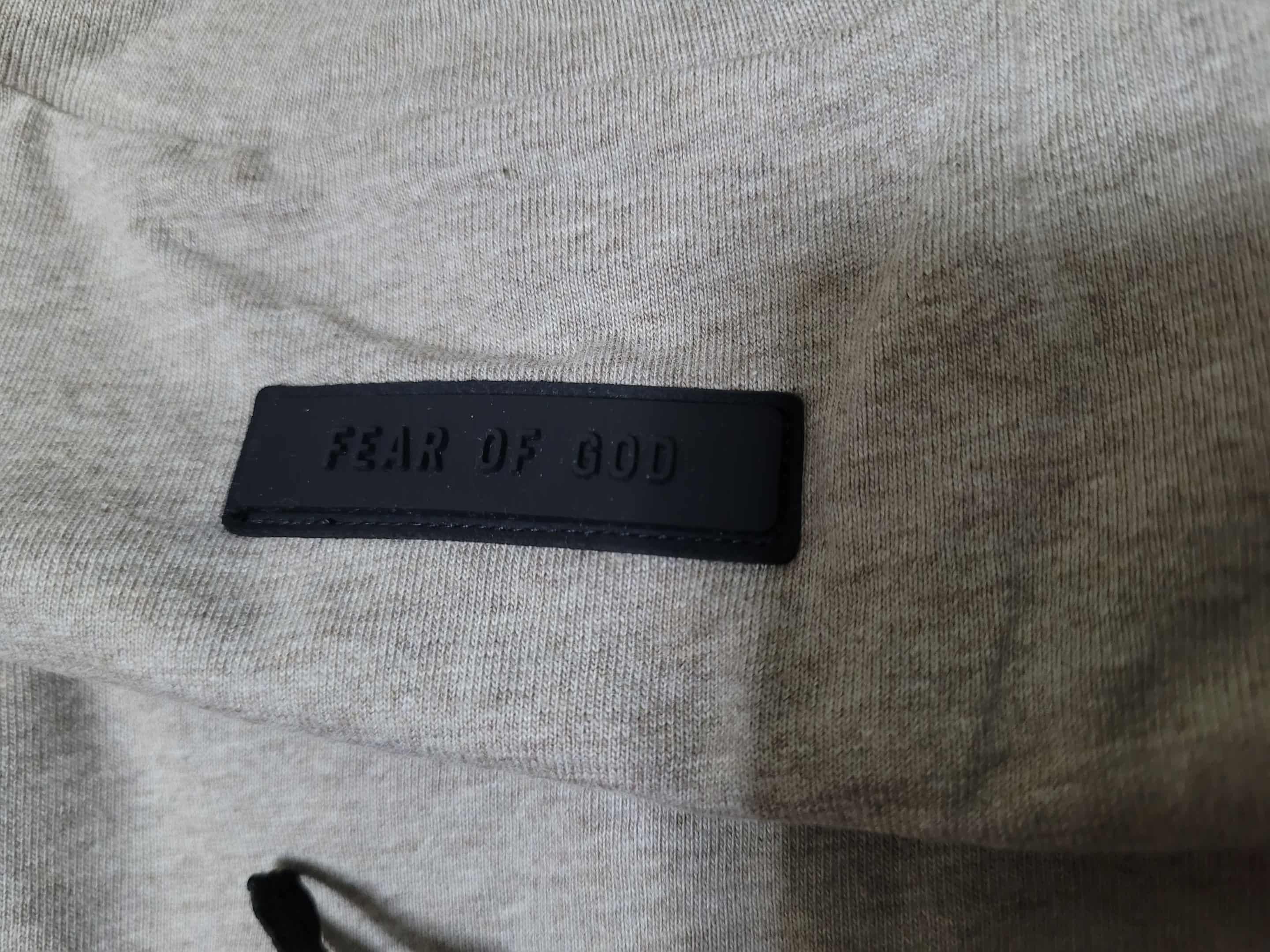 Fear of God sz M FOG Essentials small logo Core Heather Tee(FW 23) Size US M / EU 48-50 / 2 - 8 Thumbnail
