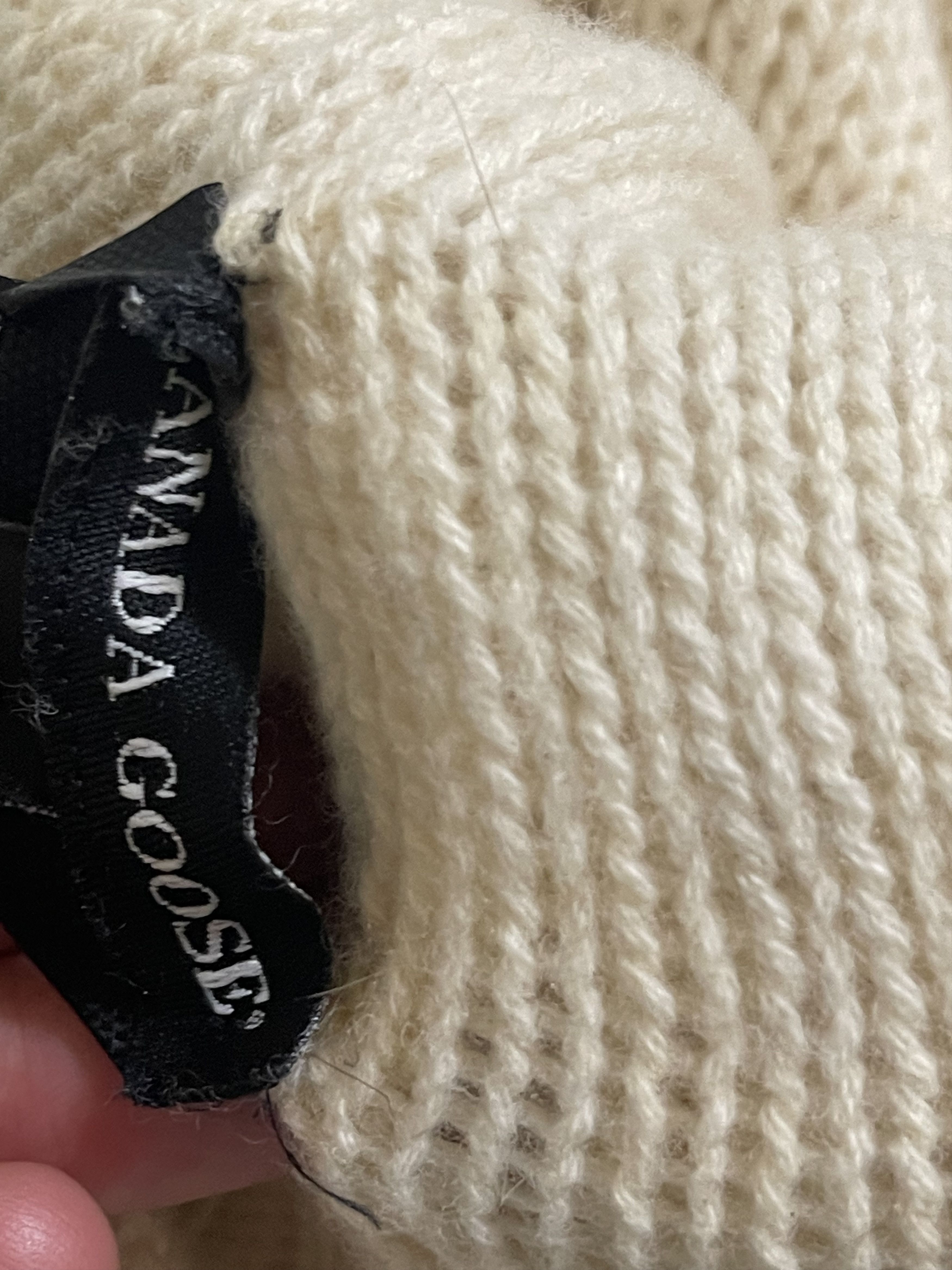 Canada Goose Canada Goose wool hat arctic beanie Size ONE SIZE - 7 Thumbnail